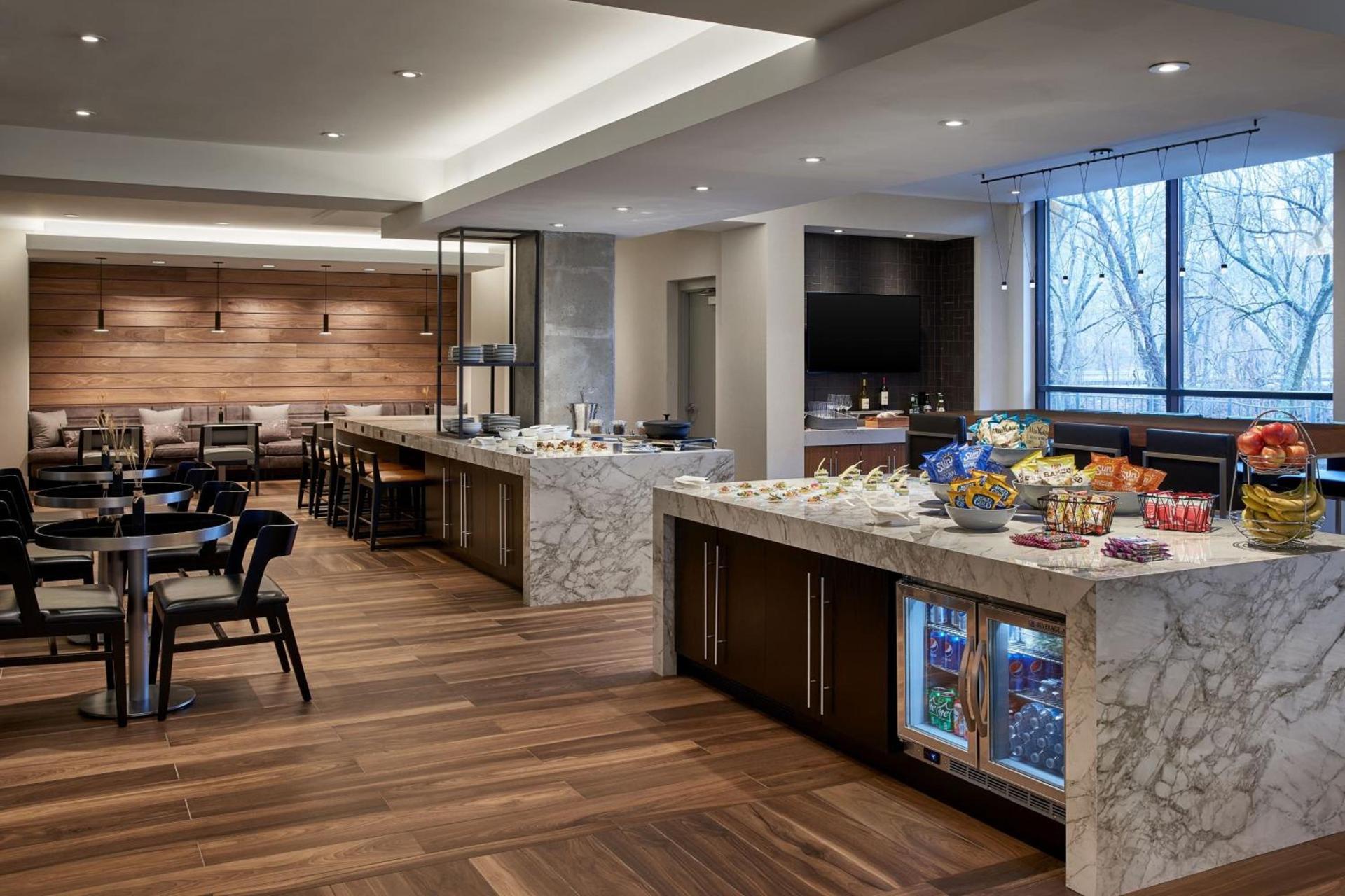 Marriott Owings Mills Metro Centre photo 35