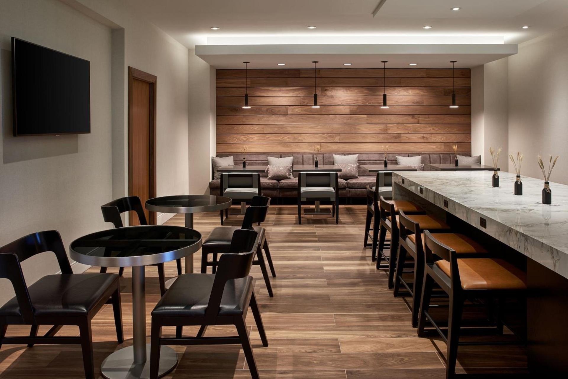 Marriott Owings Mills Metro Centre photo 36