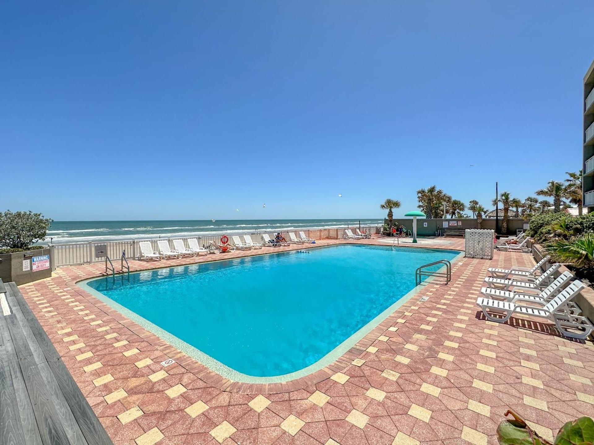 Boardwalk Inn and Suites photo 4