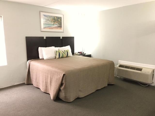 Ocean Plaza Motel photo 14