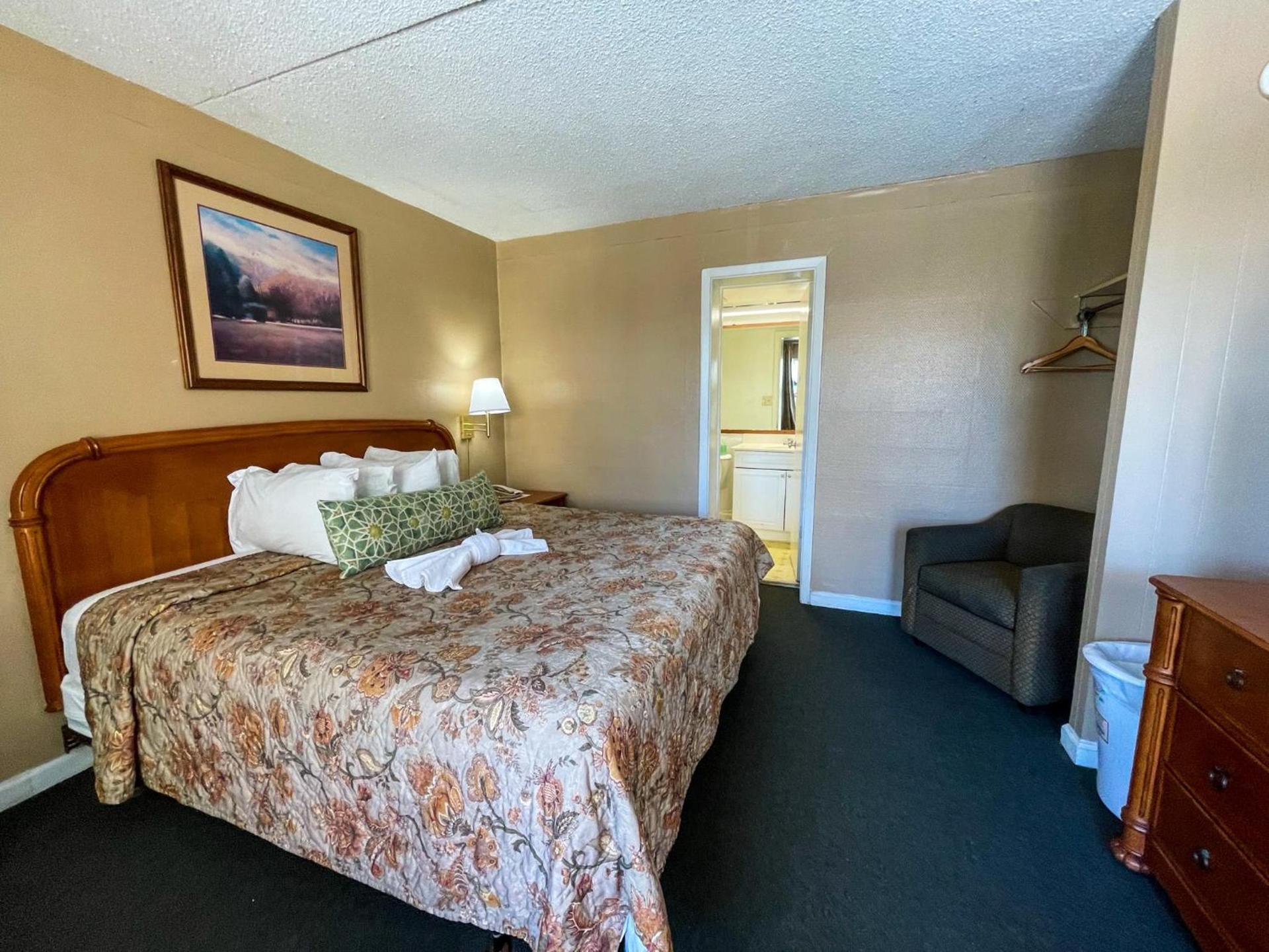 Oceanfront Viking Motel photo 14