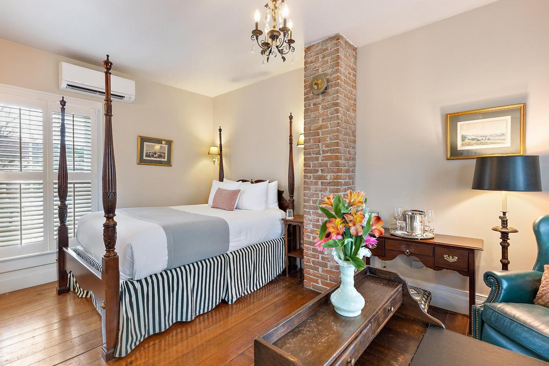 McCully House Inn photo 5