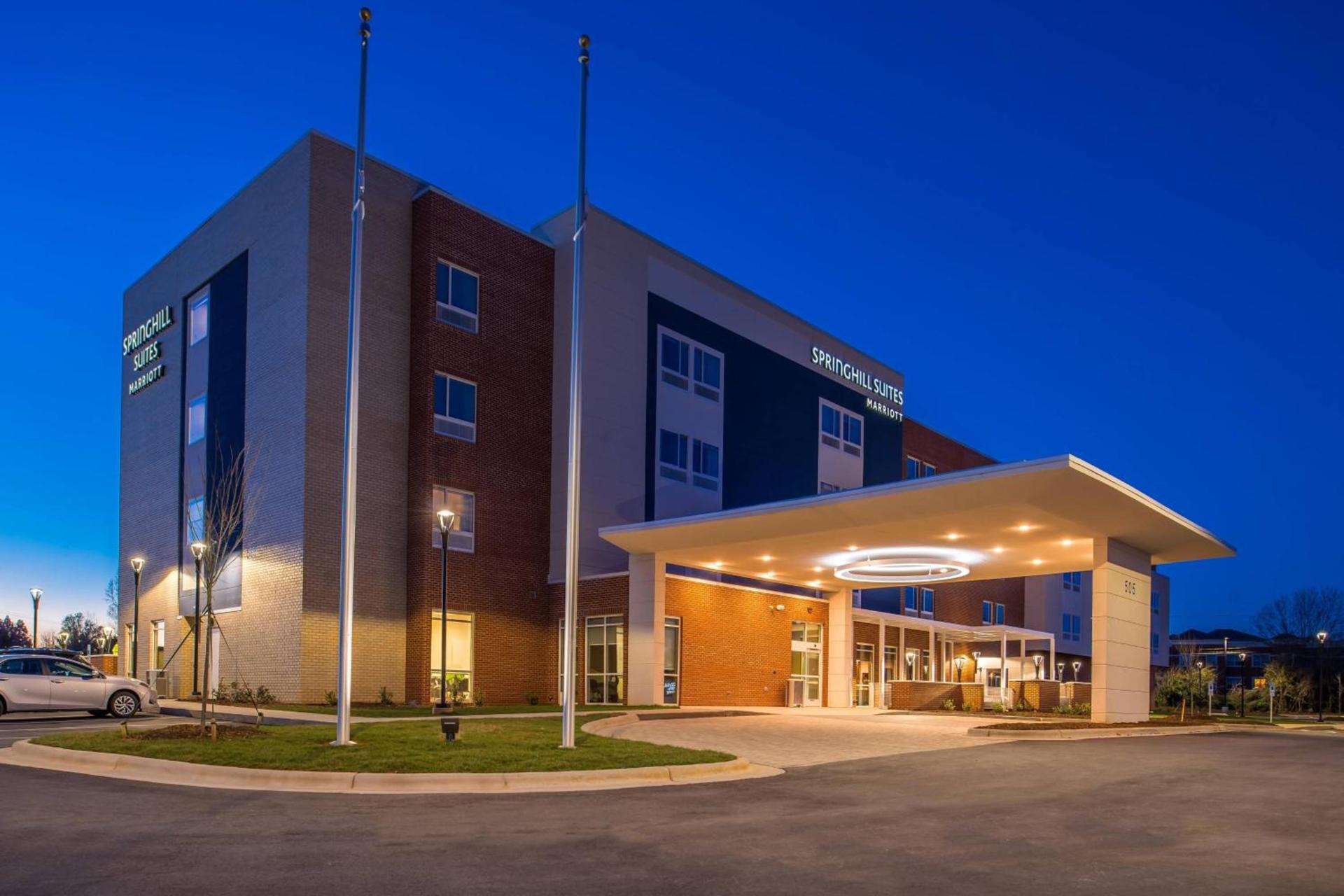 SpringHill Suites by Marriott Greensboro Airport photo 1