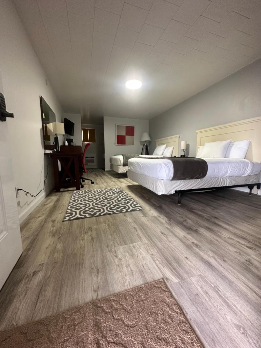 Fossil Butte Motel photo 16