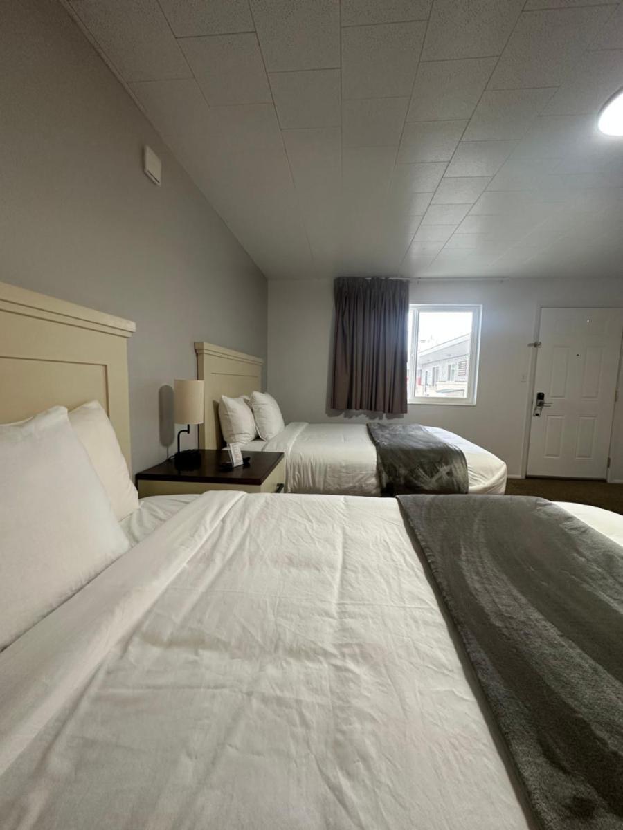 Fossil Butte Motel photo 5