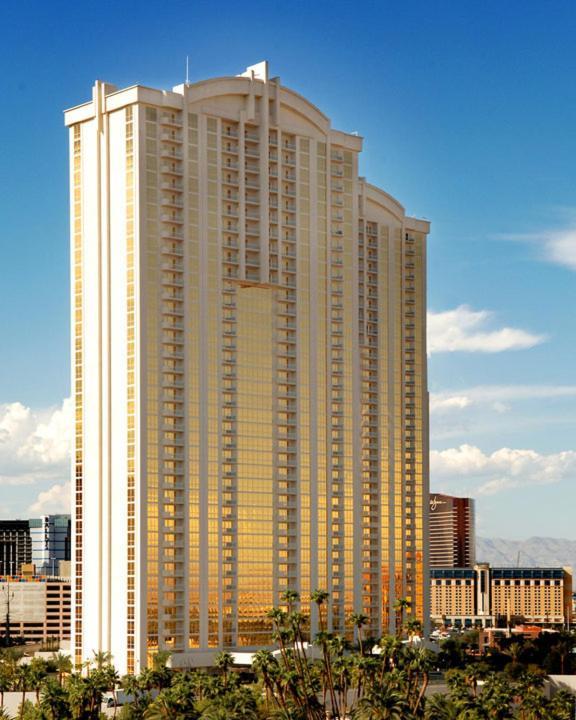 MGM SIGNATURE - Strip View Suite- FREE valet parking photo 25
