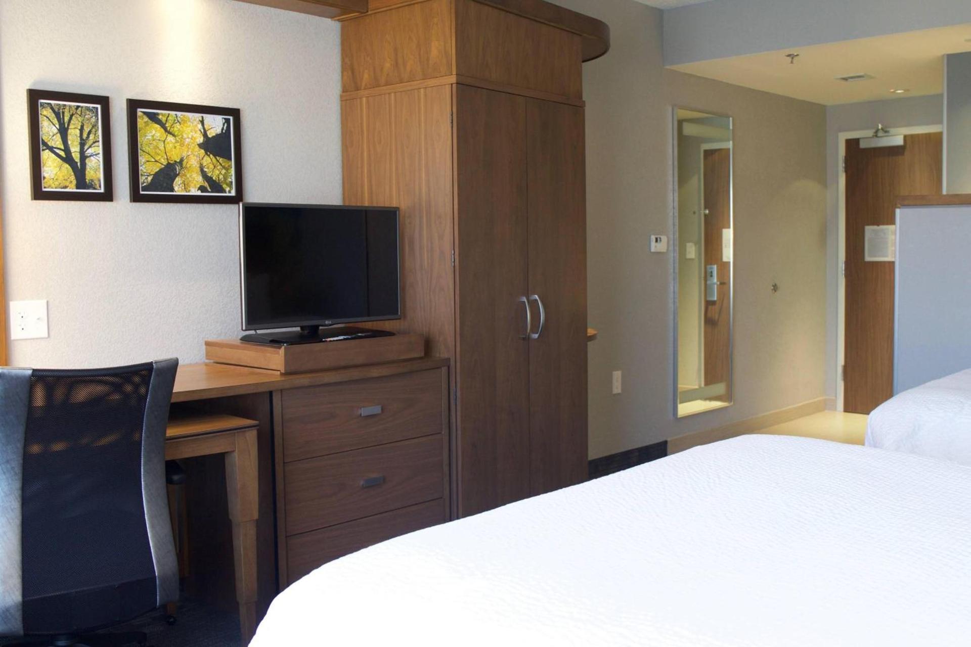 Courtyard by Marriott Asheville Airport photo 16