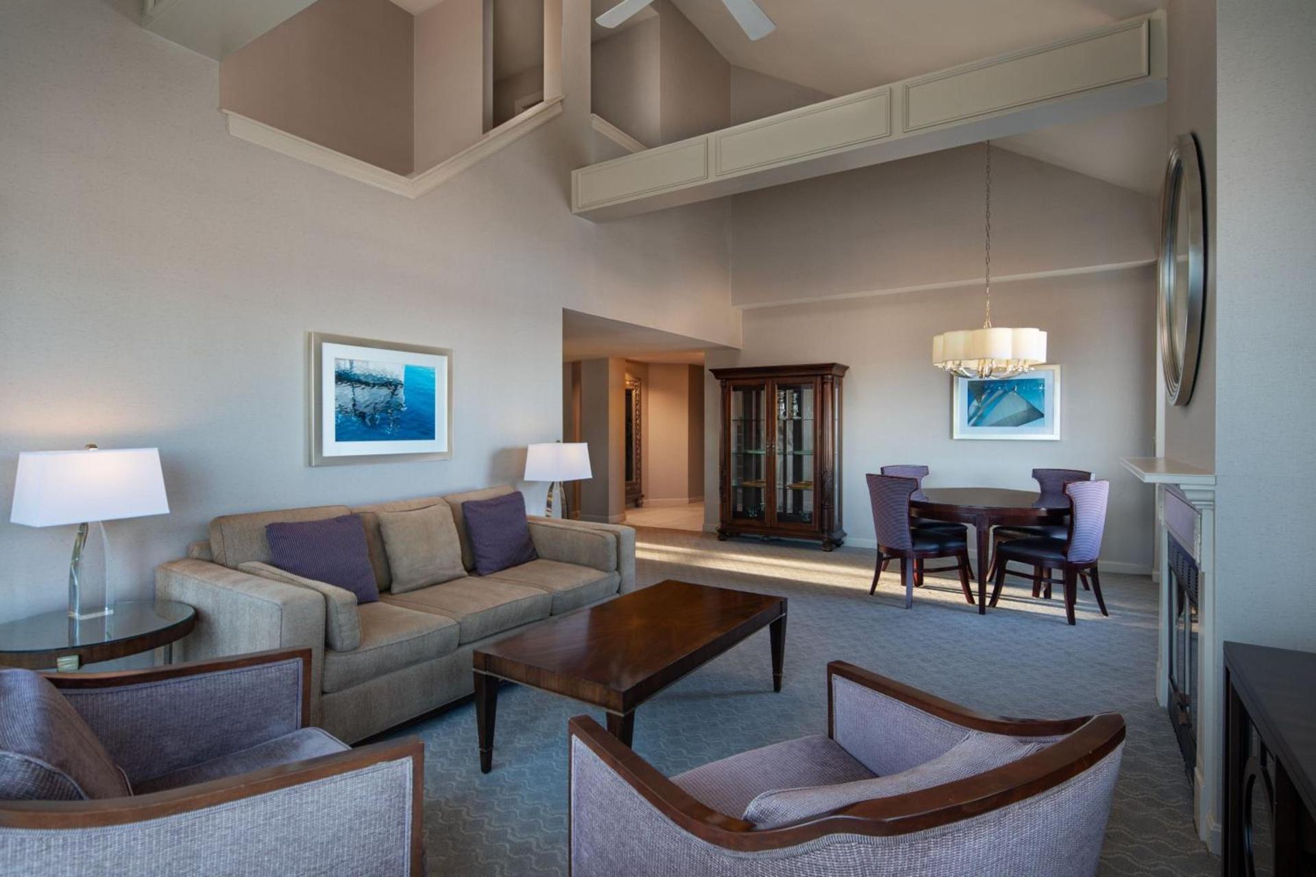 Sheraton Portsmouth Harborside Hotel photo 19
