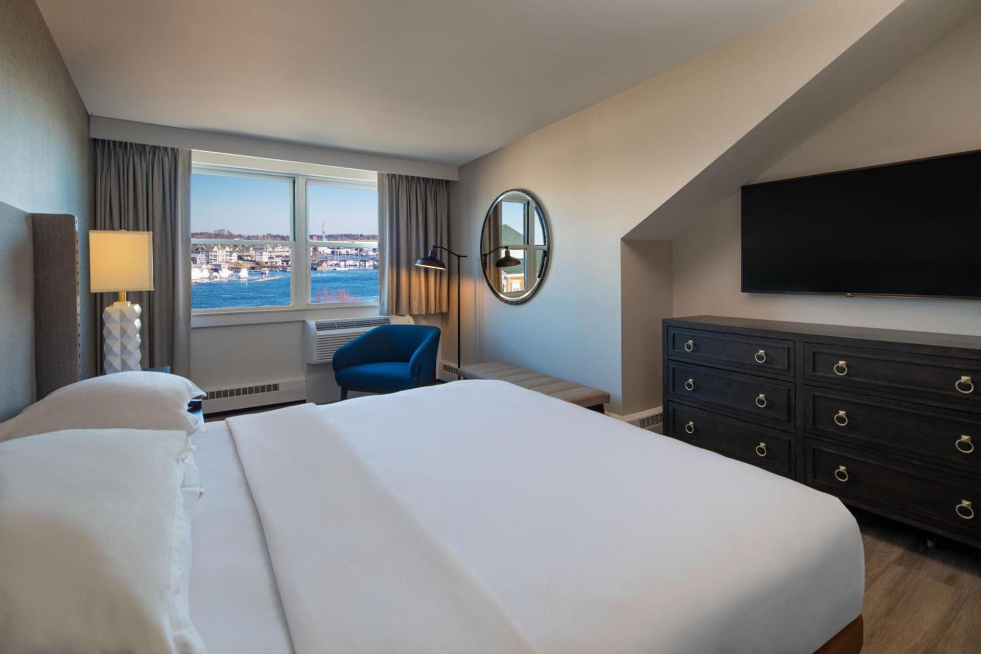 Sheraton Portsmouth Harborside Hotel photo 18