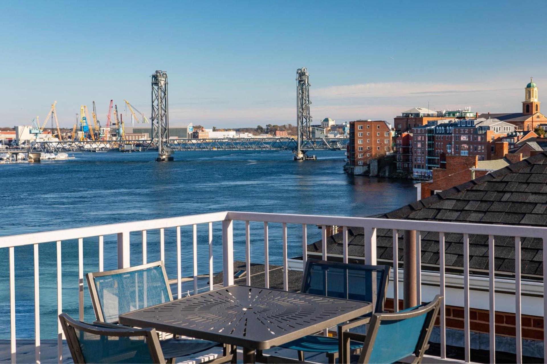 Sheraton Portsmouth Harborside Hotel photo 32