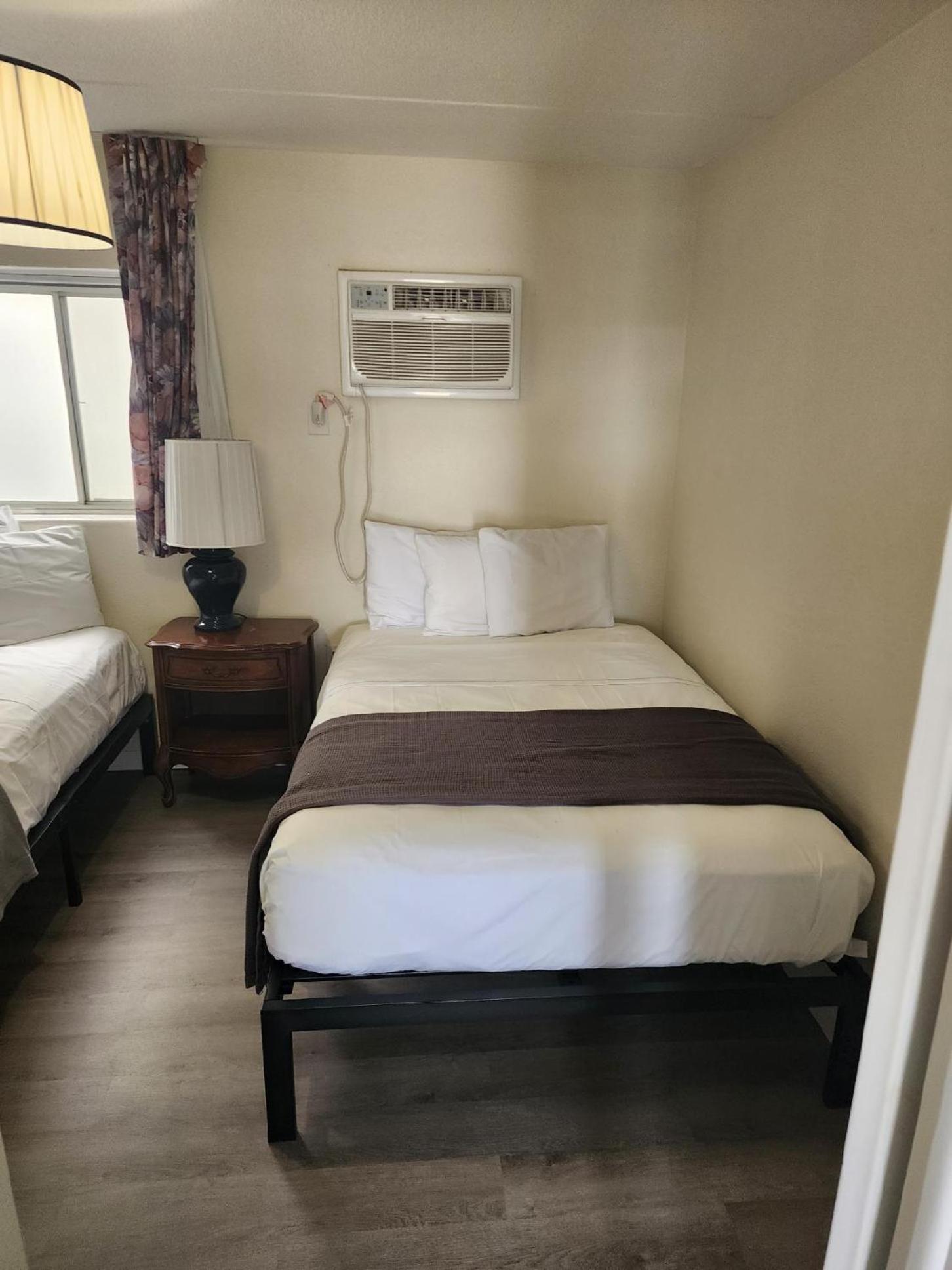 Yankee Clipper Resort Motel photo 28
