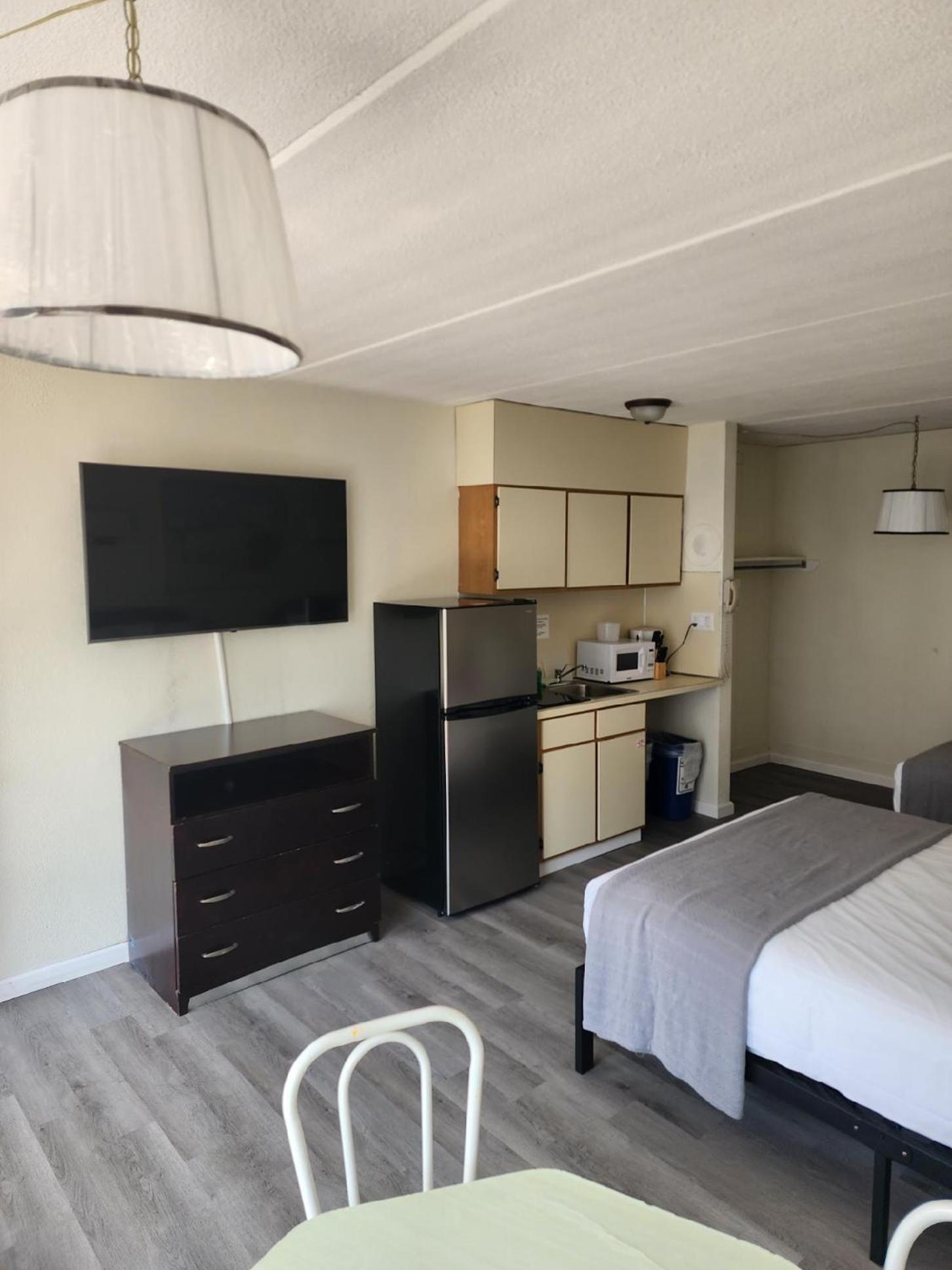 Yankee Clipper Resort Motel photo 34