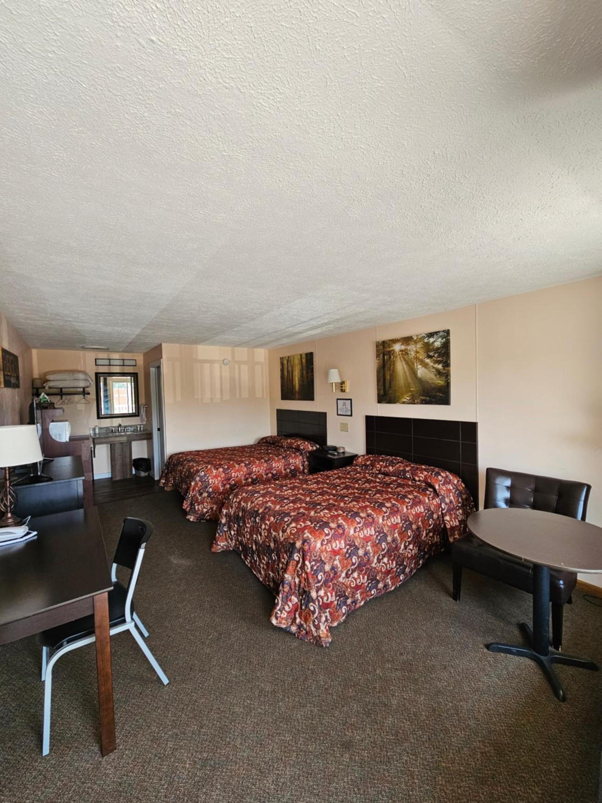Oak Mar Motel photo 8