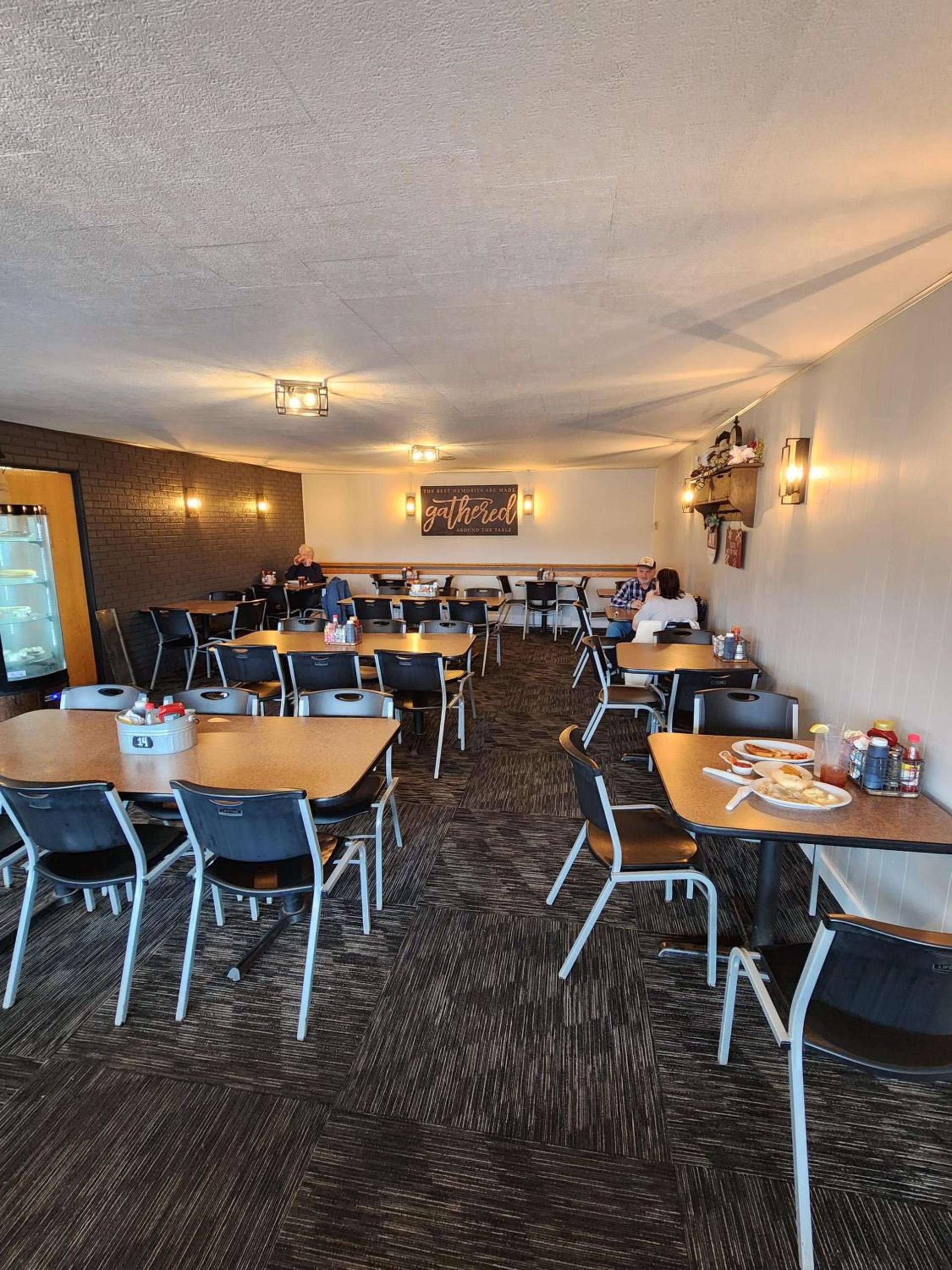 Oak Mar Motel photo 9