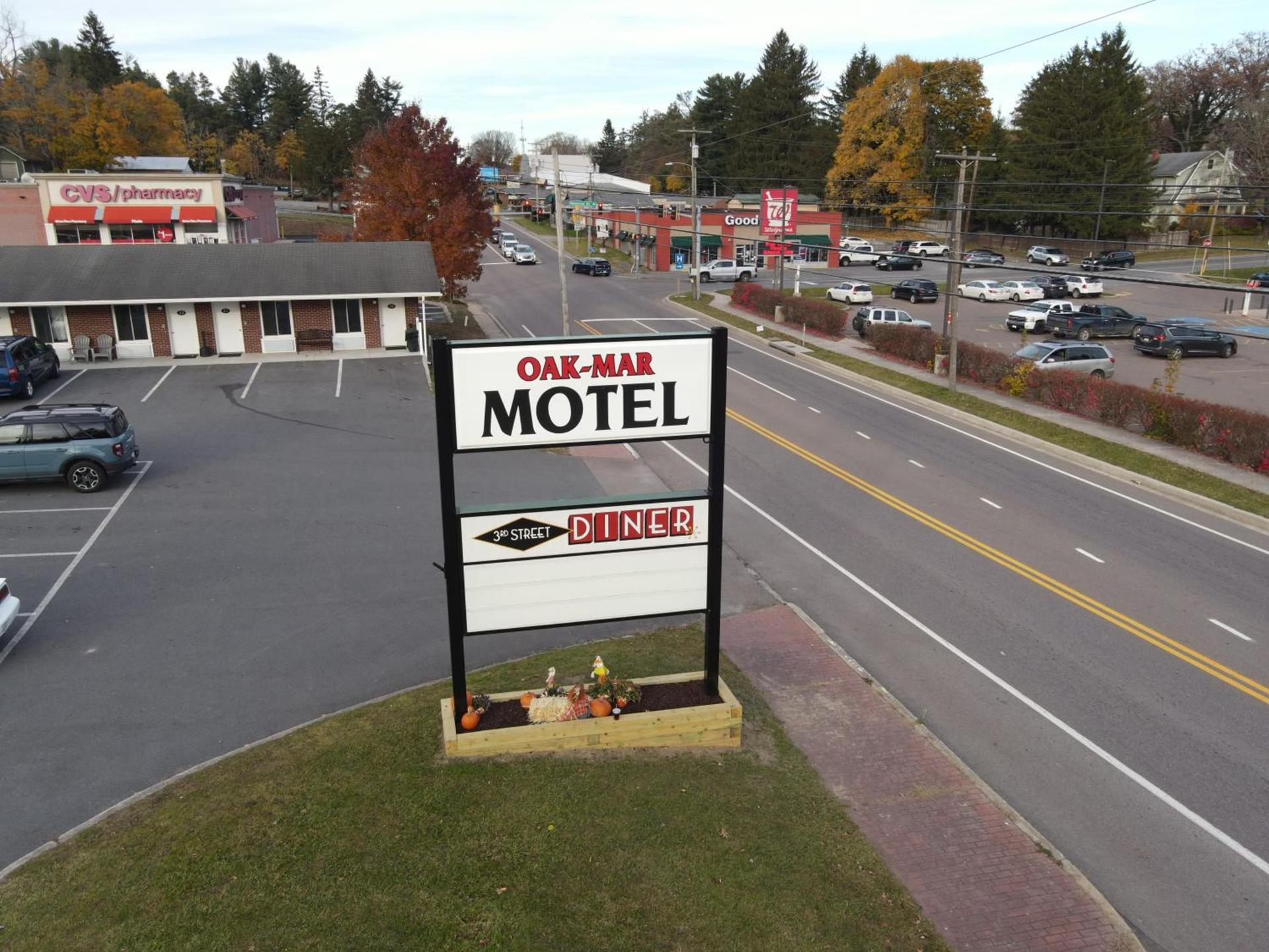 Oak Mar Motel photo 2