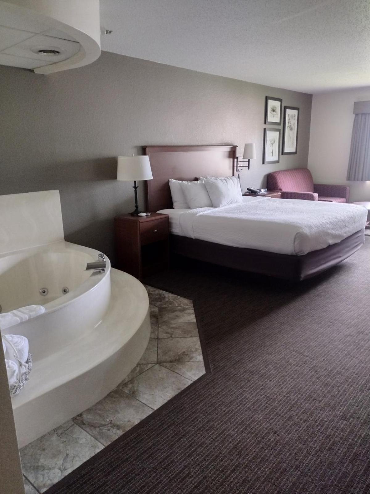 AmericInn by Wyndham Red Wing photo 17