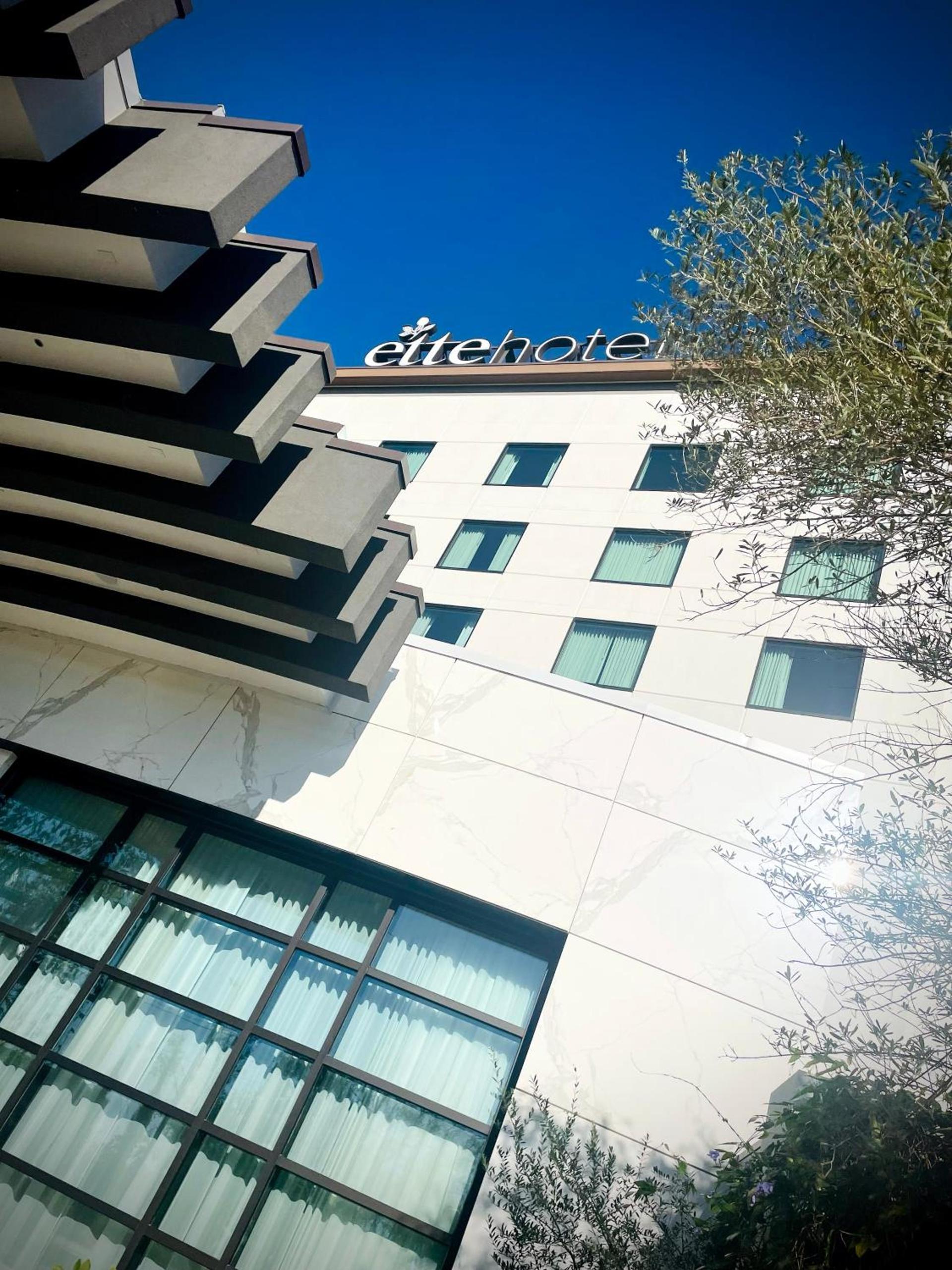 ette luxury hotel & spa - Near Disney Theme Parks photo 1