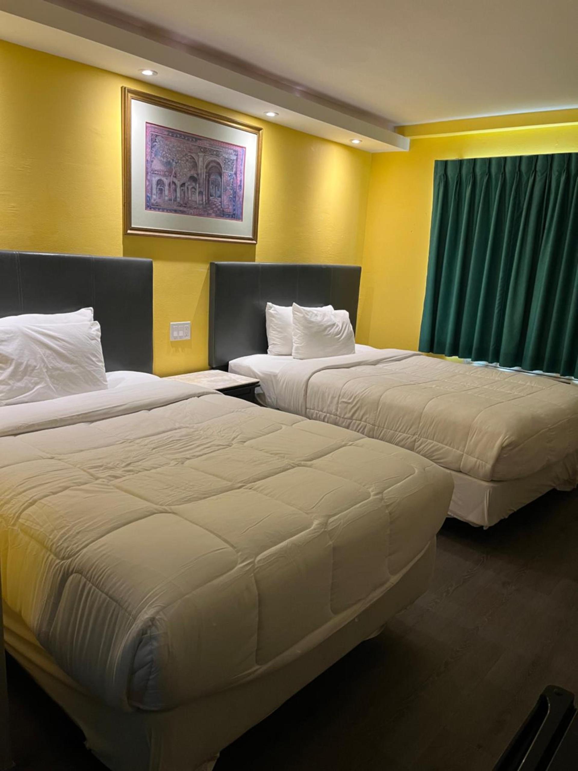 777 Motor Inn photo 19
