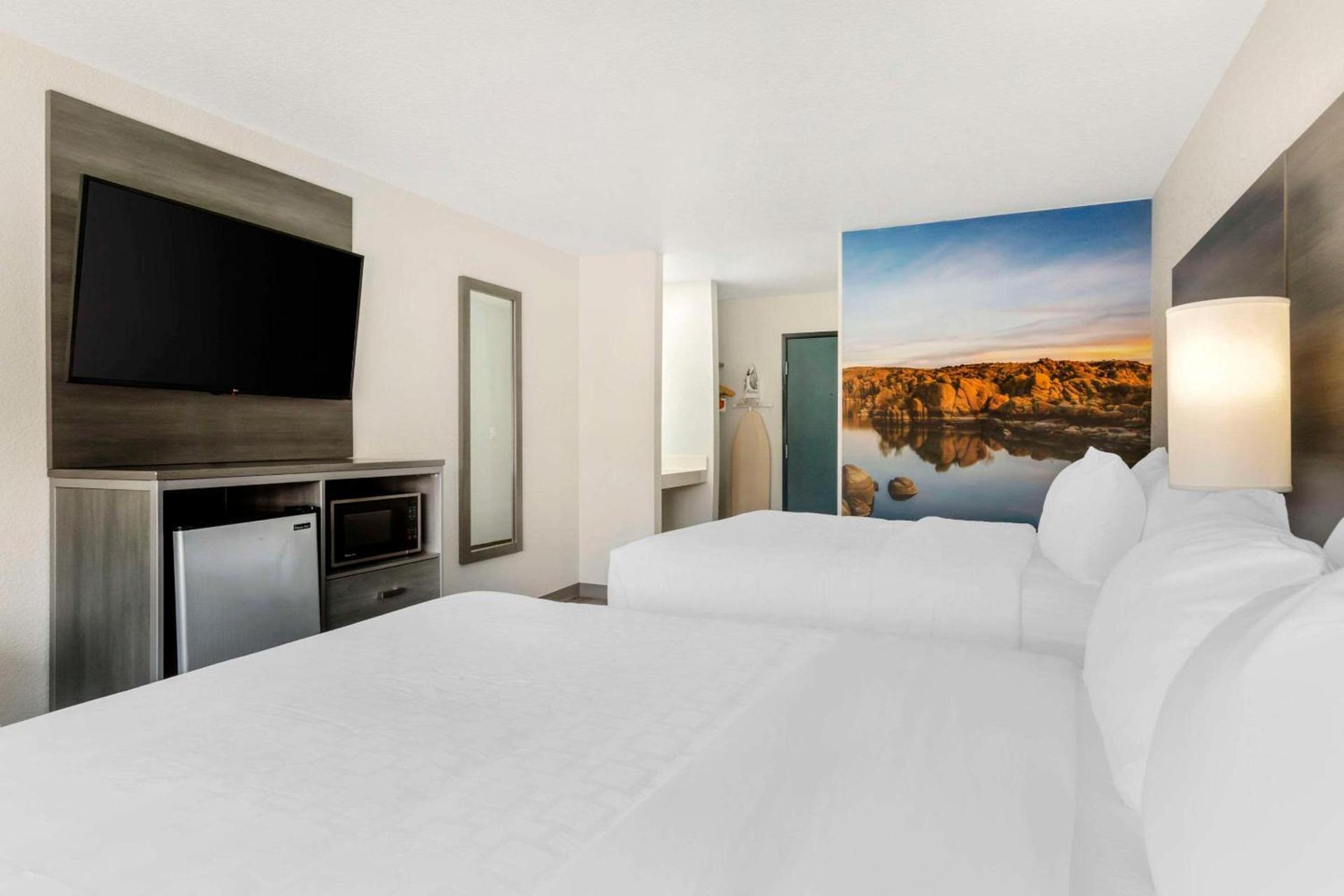 Clarion Pointe Prescott Valley photo 13