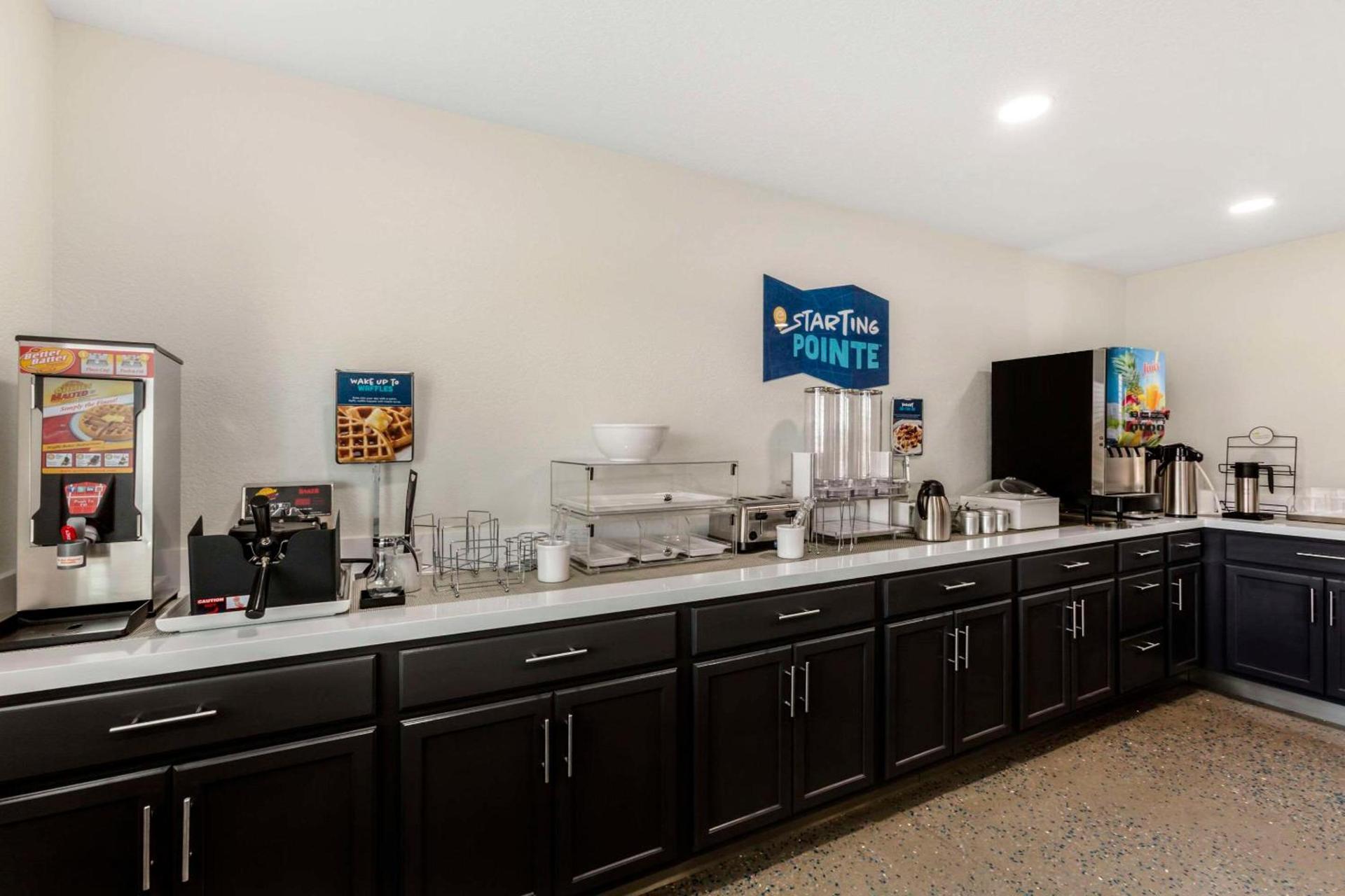 Clarion Pointe Prescott Valley photo 26