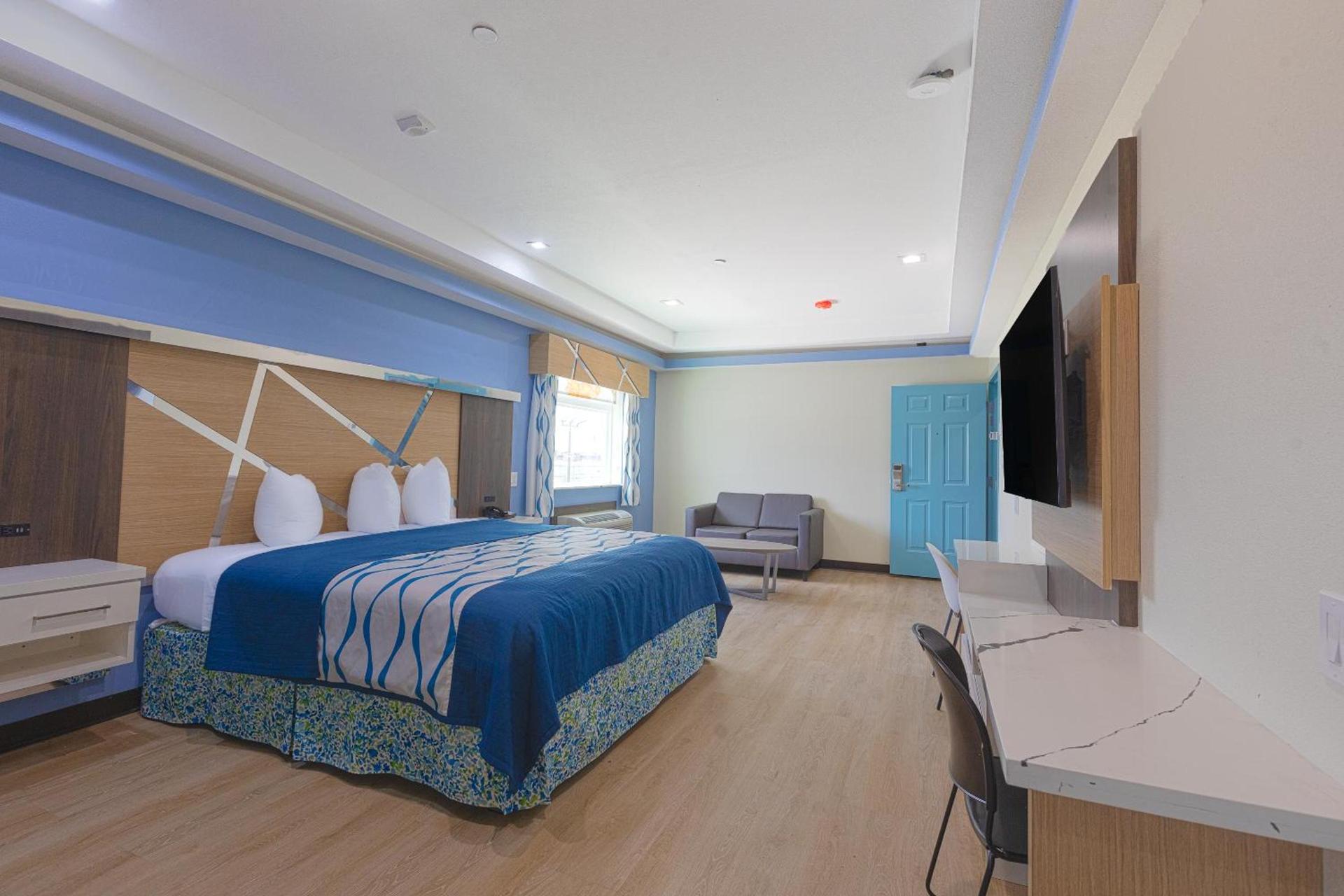 La Vyoma Villas, Westpark Hwy 6 photo 2