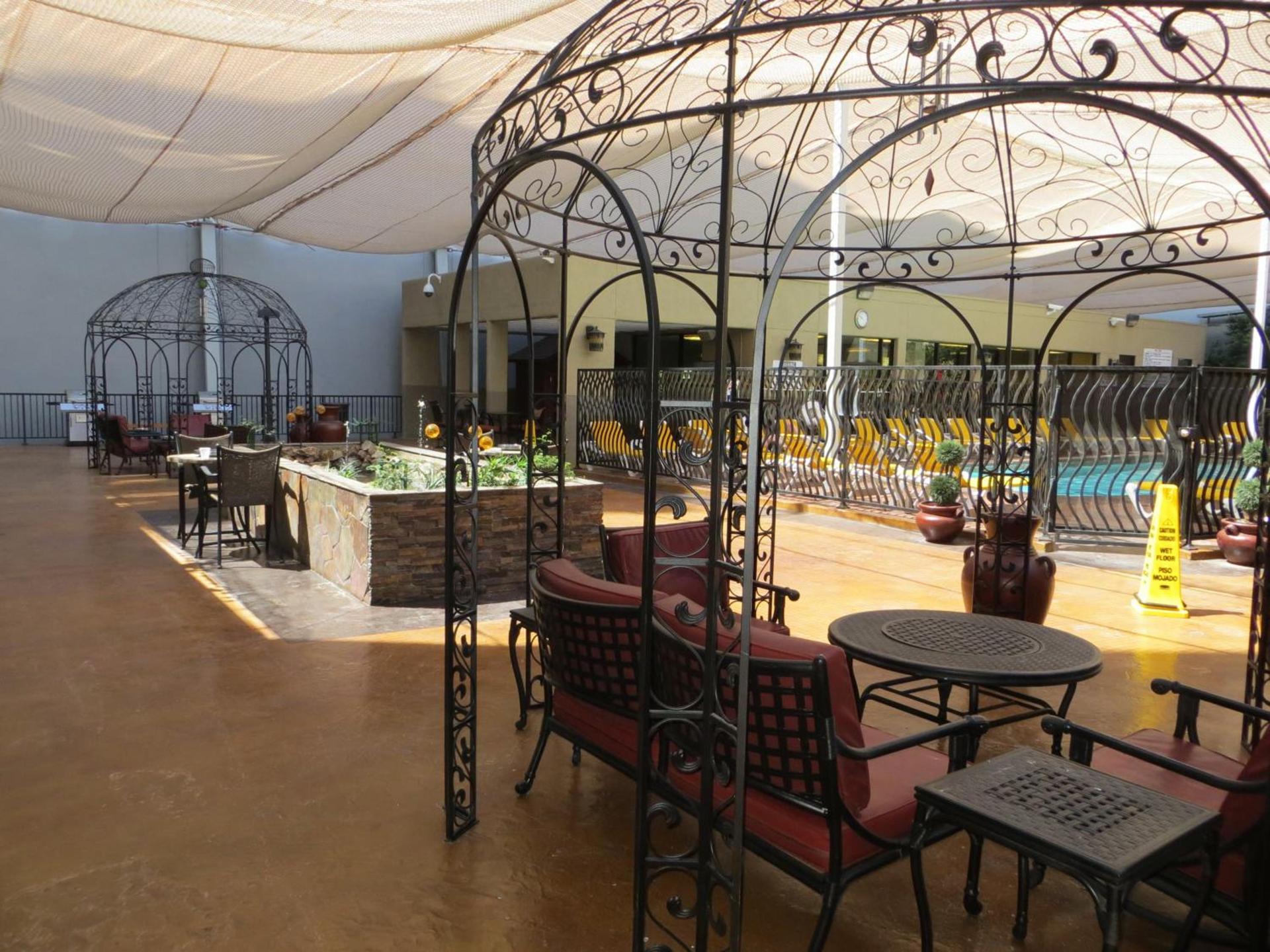 Jockey Resort Suites Center Strip photo 30