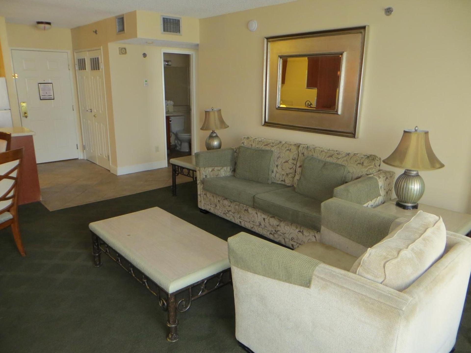 Jockey Resort Suites Center Strip photo 31