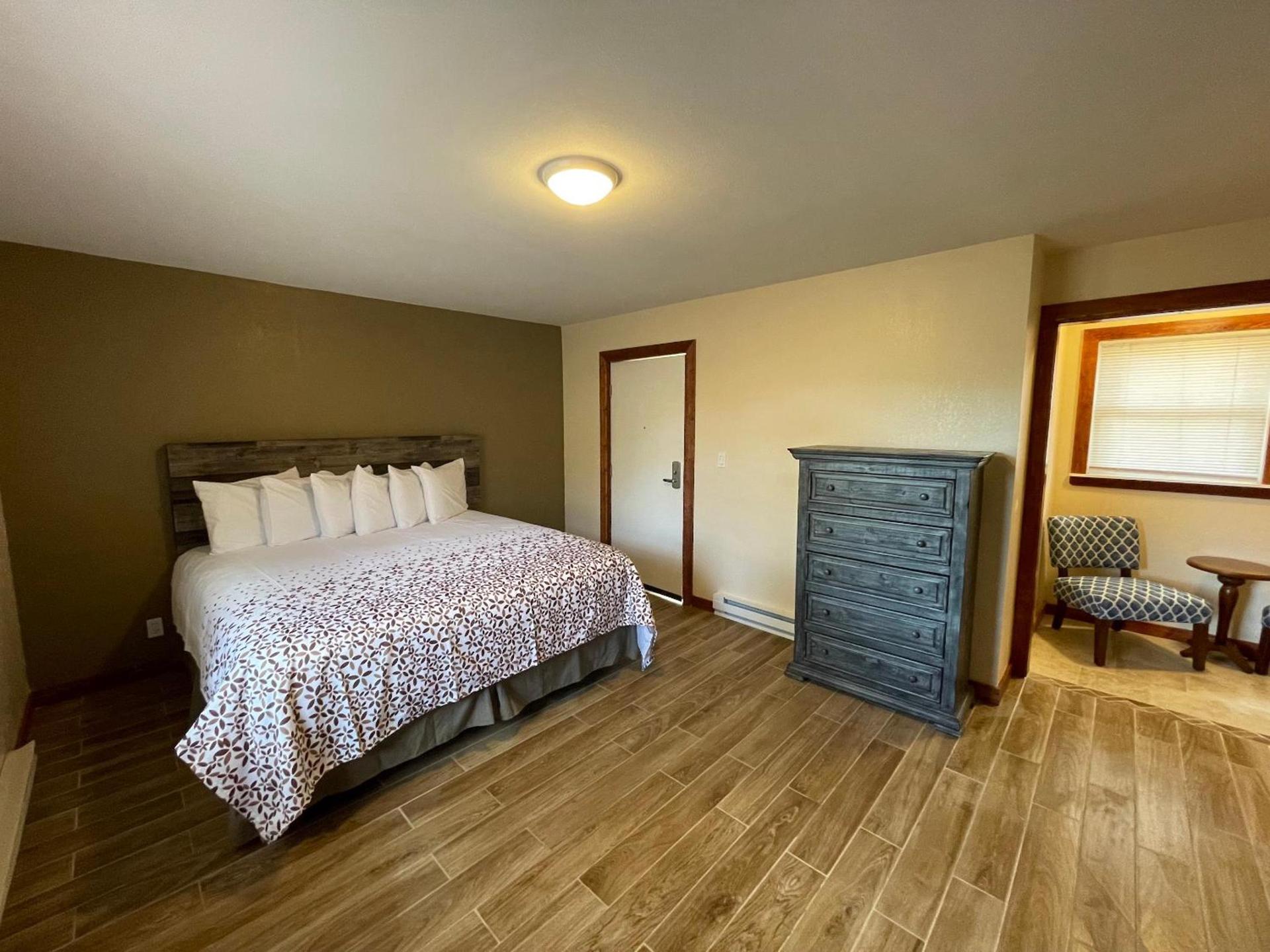 Estes Mountain Inn photo 63