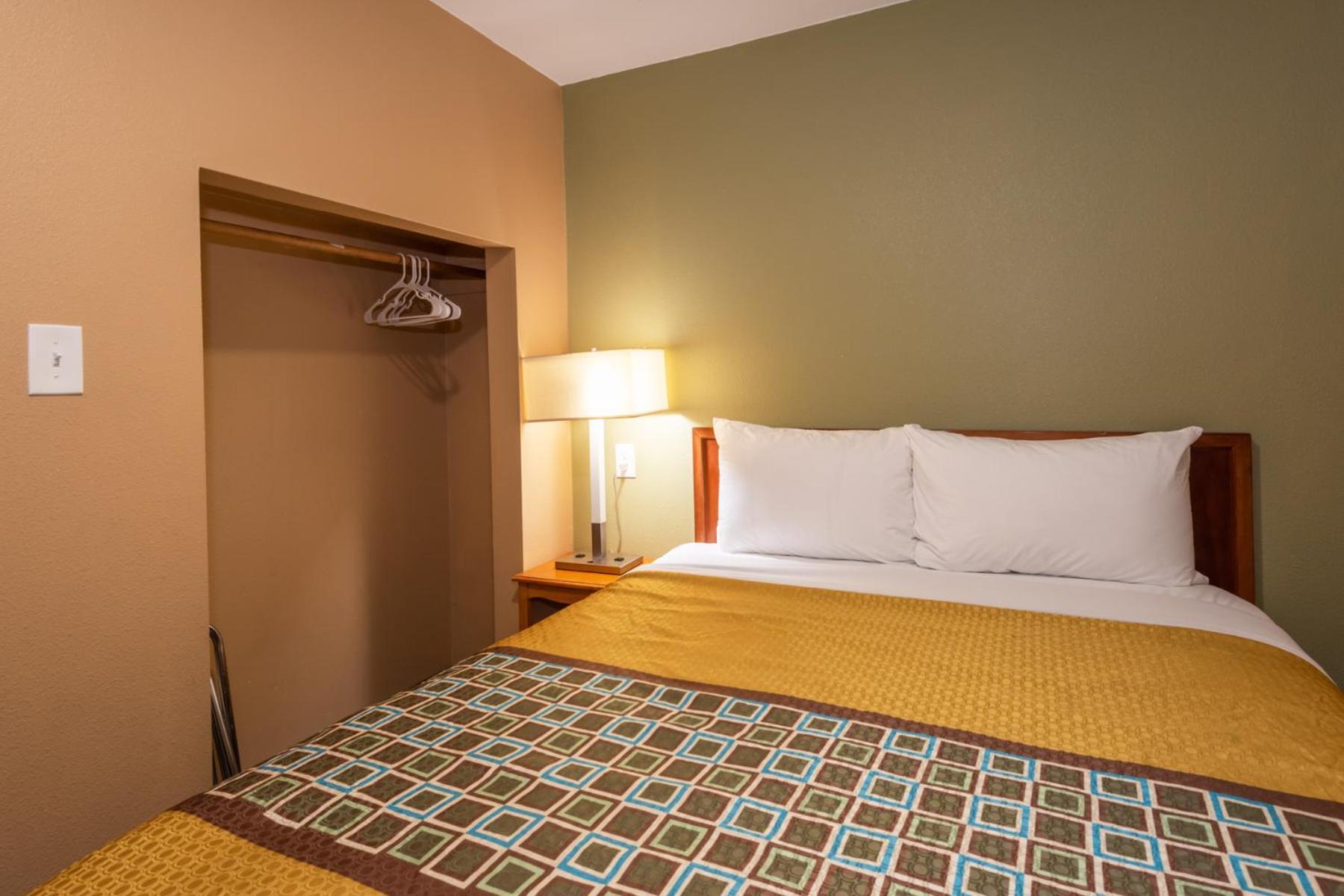 Town Motel photo 11