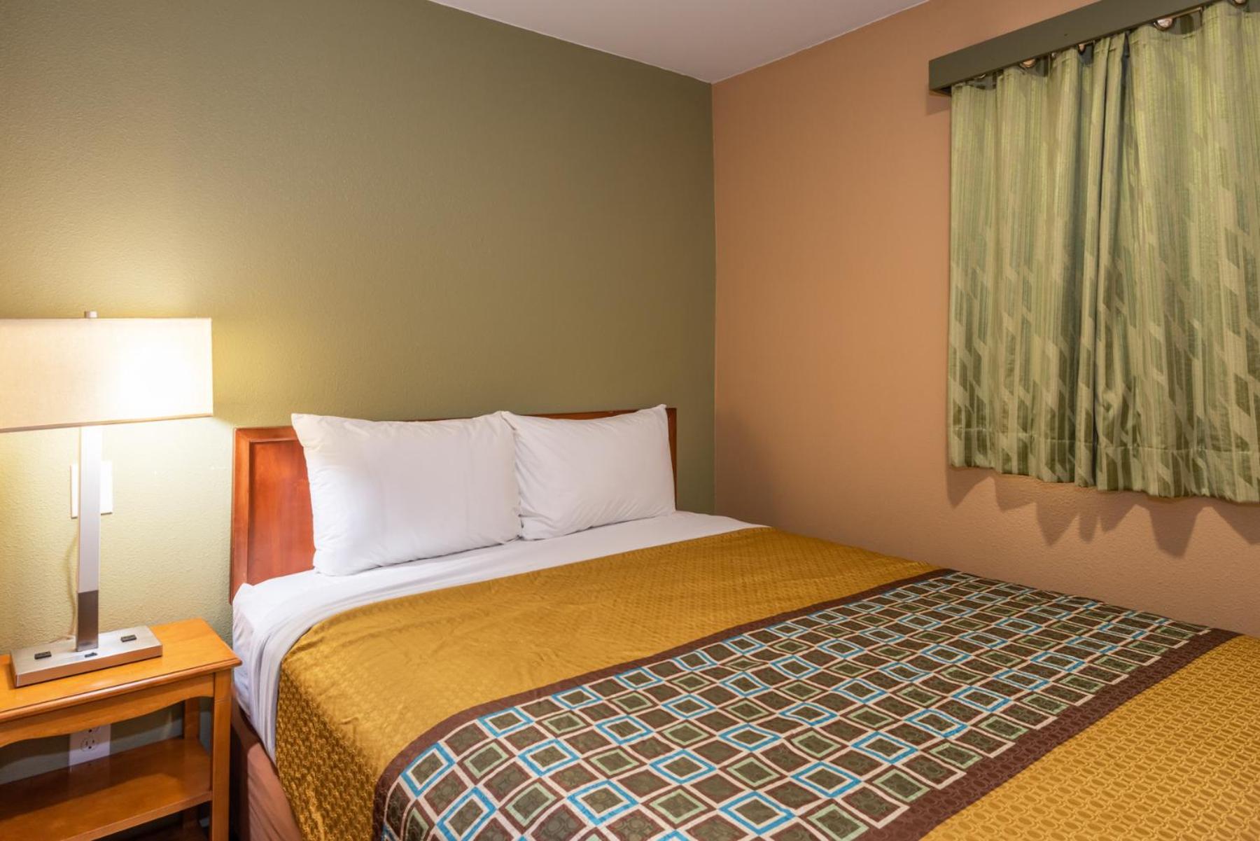 Town Motel photo 15
