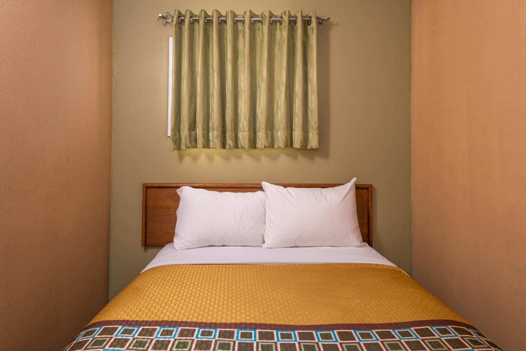 Town Motel photo 10