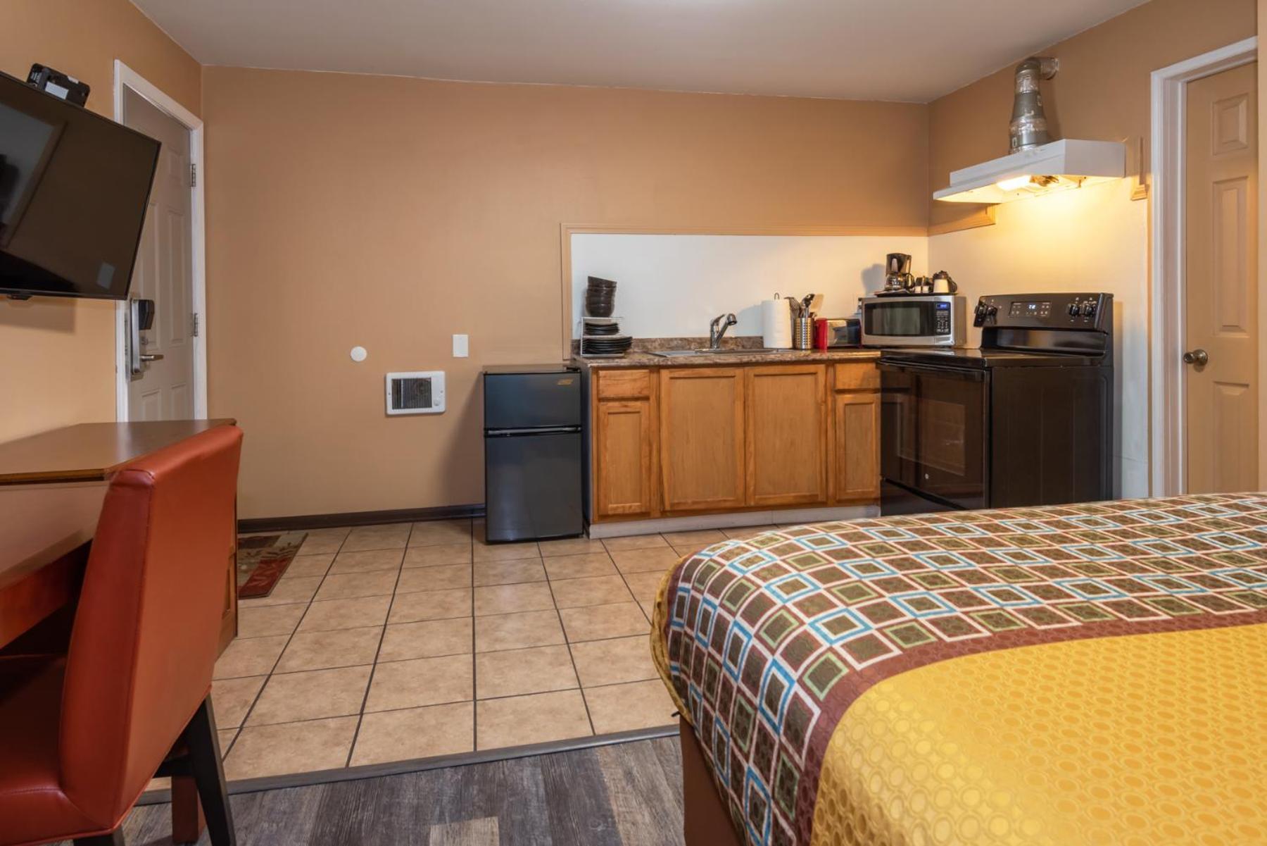 Town Motel photo 20