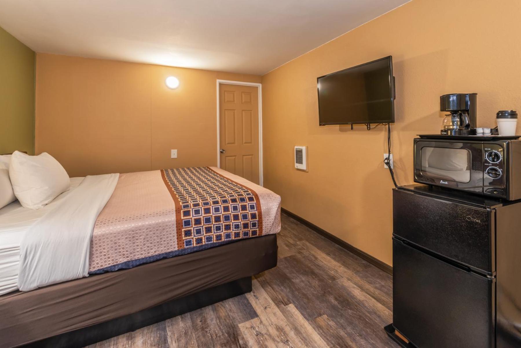 Town Motel photo 28