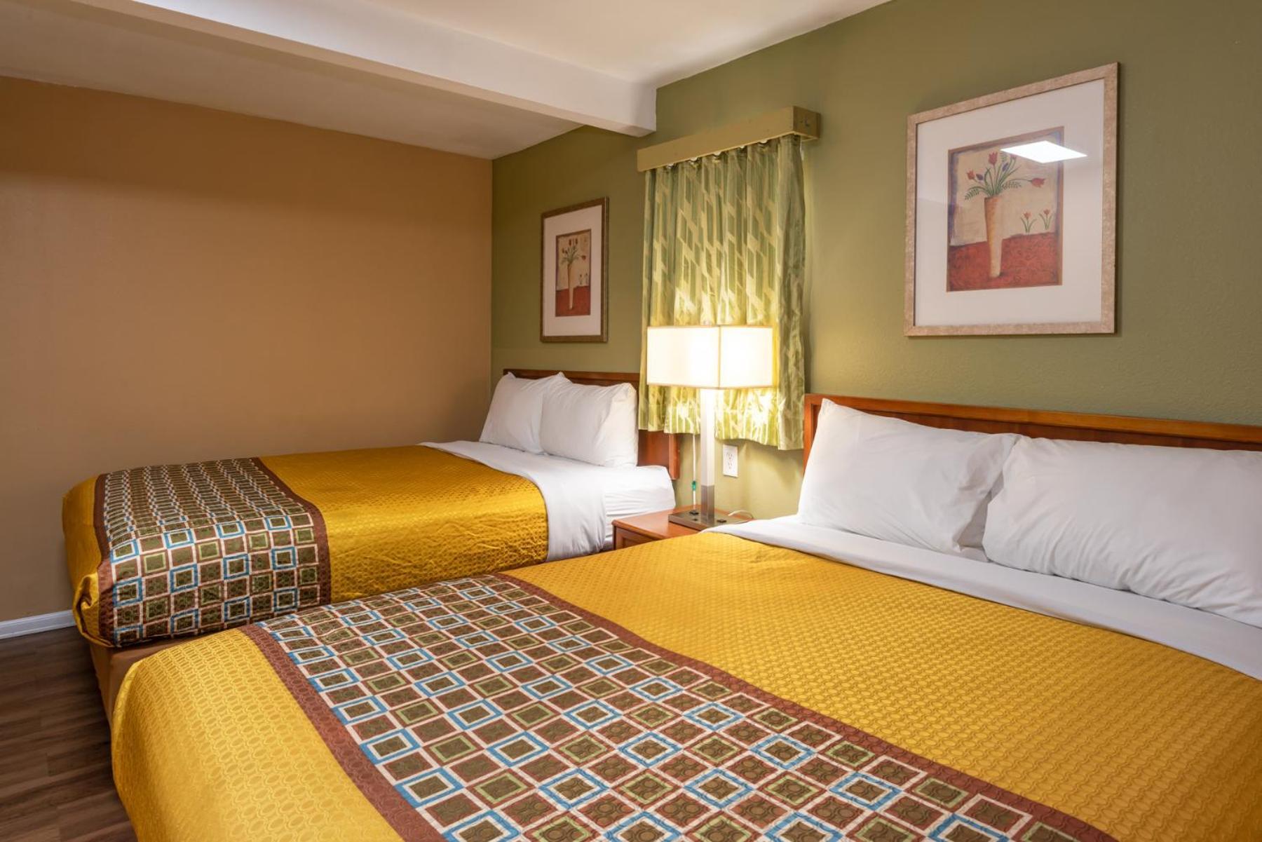 Town Motel photo 13