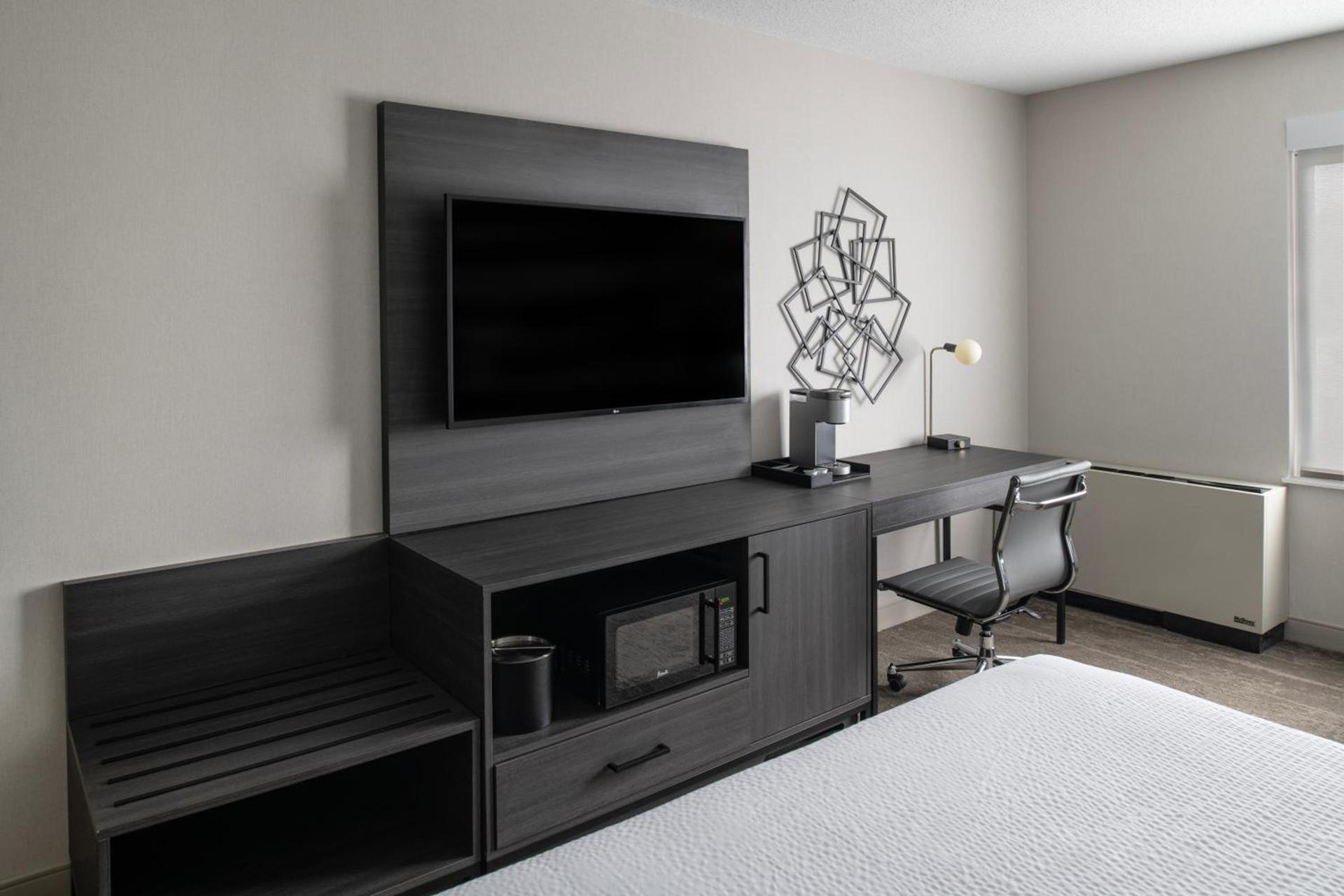 Holiday Inn Express South Burlington - Downtown by IHG photo 41