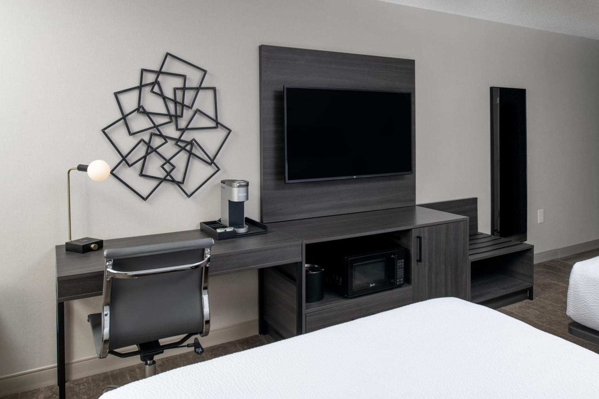 Holiday Inn Express South Burlington - Downtown by IHG photo 44