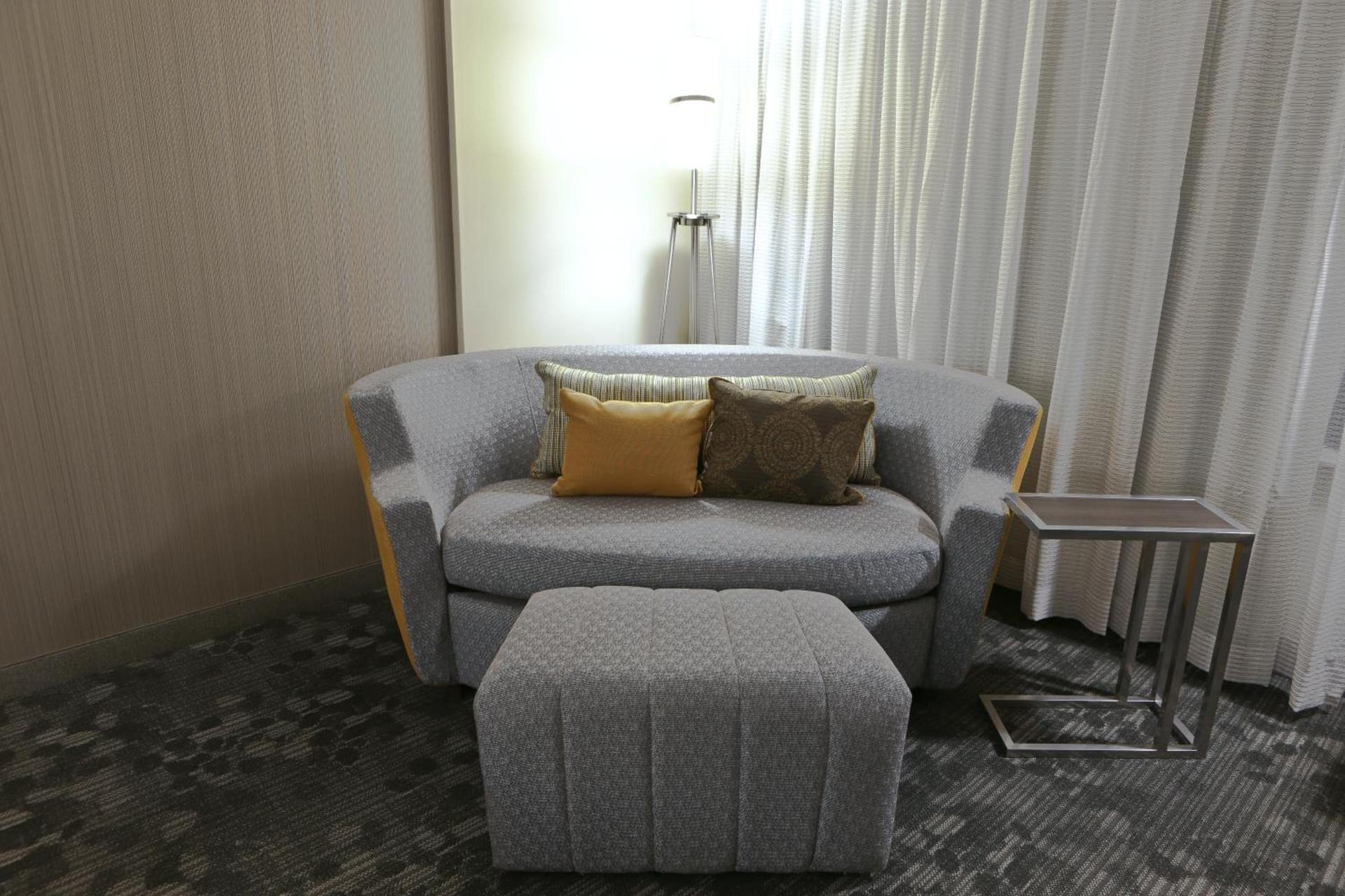 Courtyard by Marriott Battle Creek photo 22