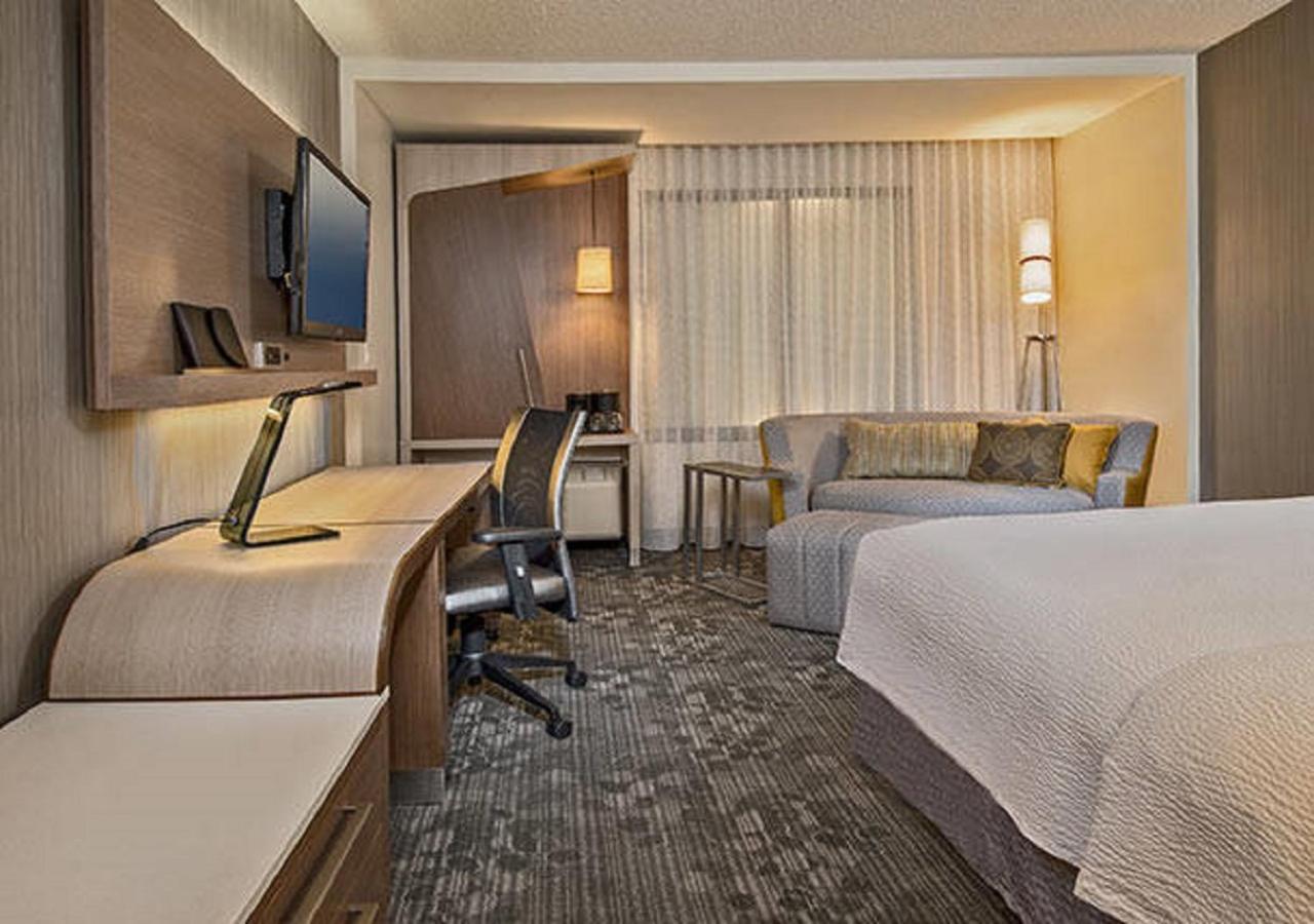 Courtyard by Marriott Battle Creek photo 21