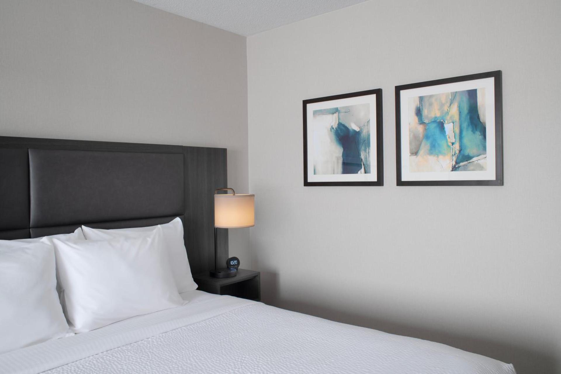 Holiday Inn Express South Burlington - Downtown by IHG photo 55