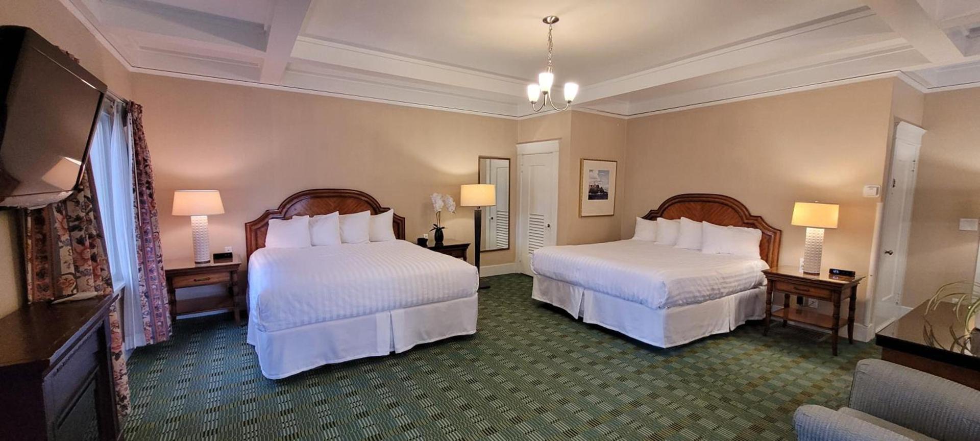 Butterfly Grove Inn photo 30