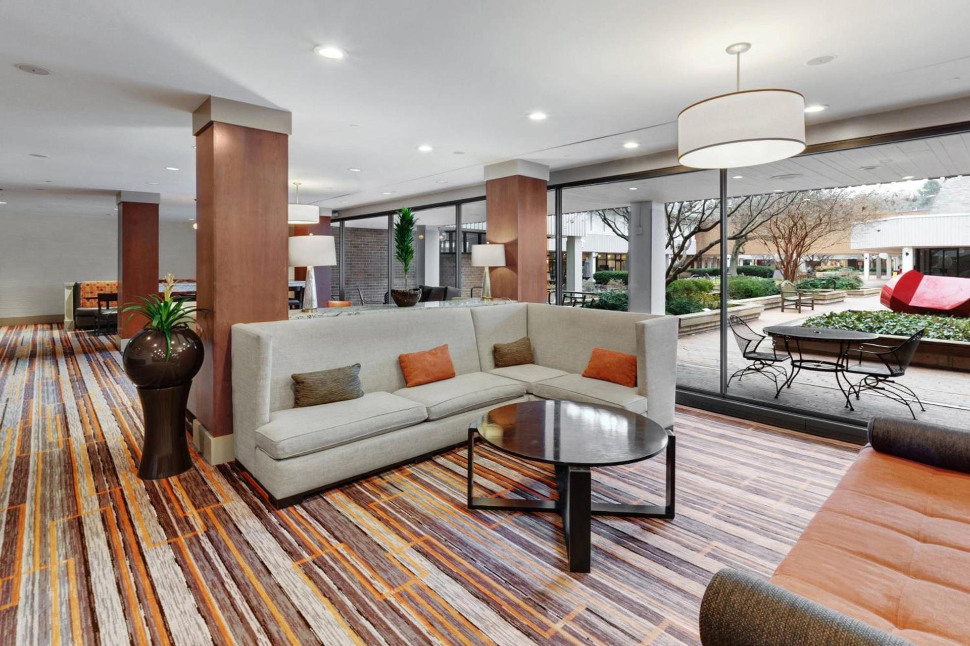 Delta Hotels by Marriott Baltimore North photo 8