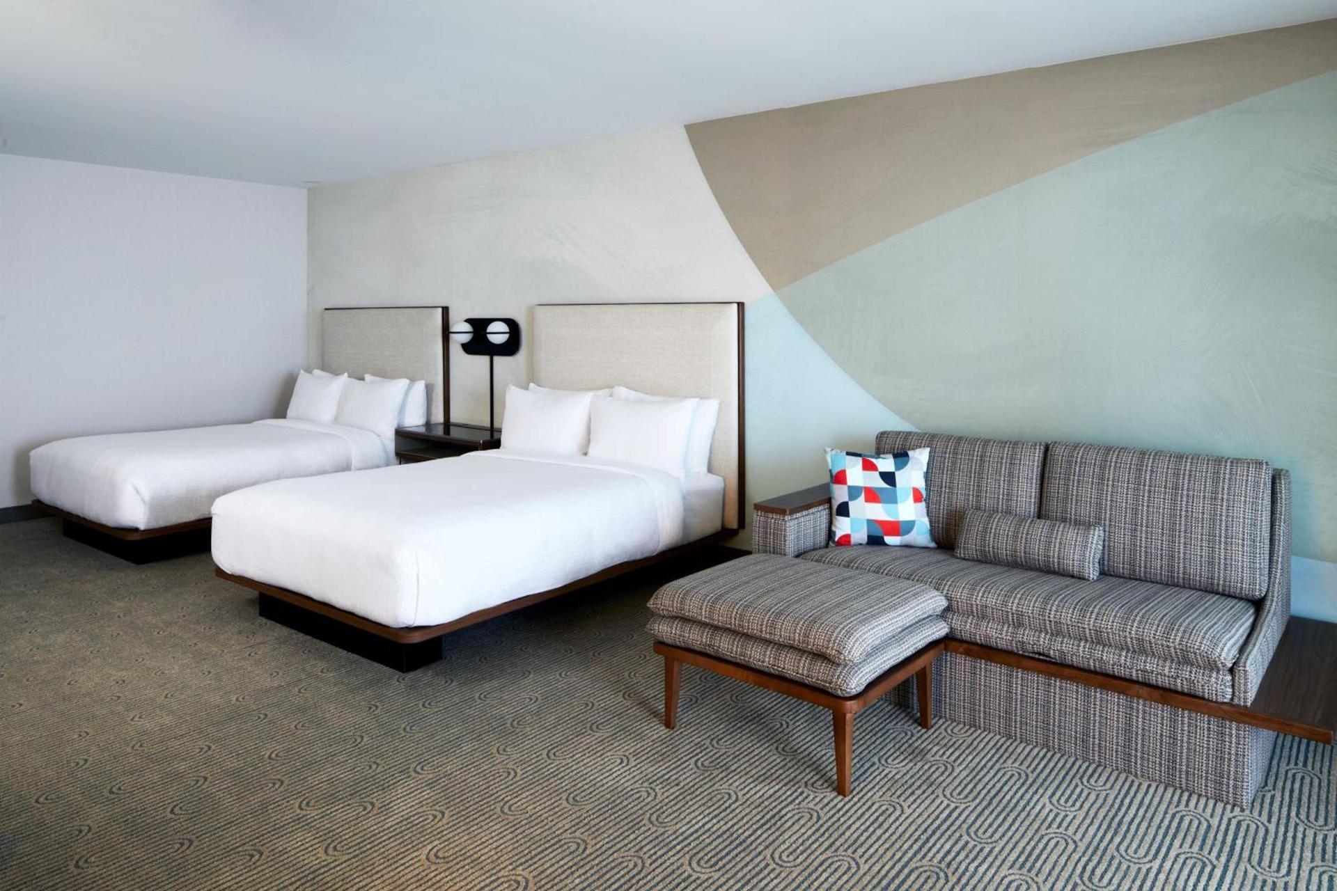 Courtyard by Marriott Santa Barbara Downtown photo 15