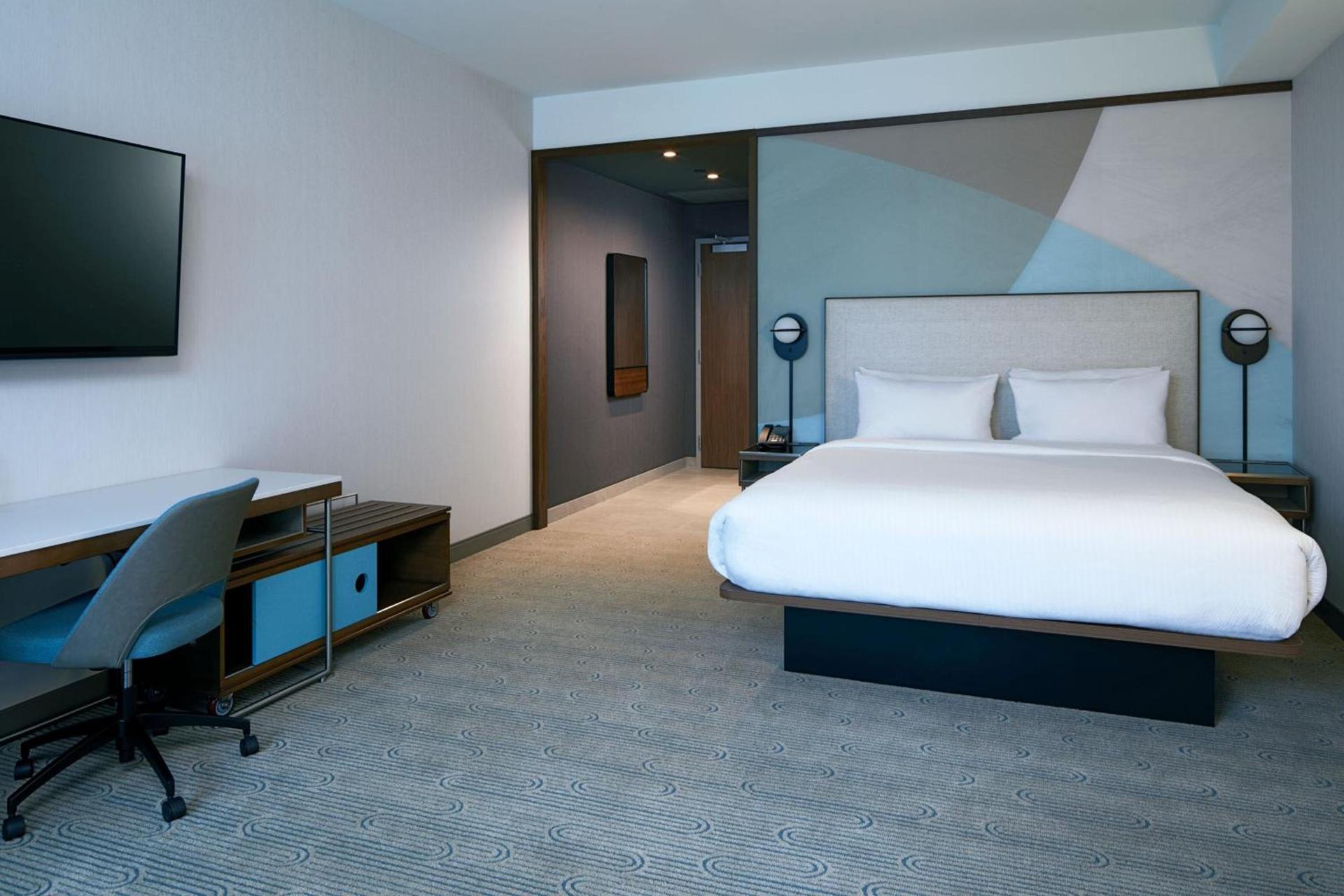 Courtyard by Marriott Santa Barbara Downtown photo 17