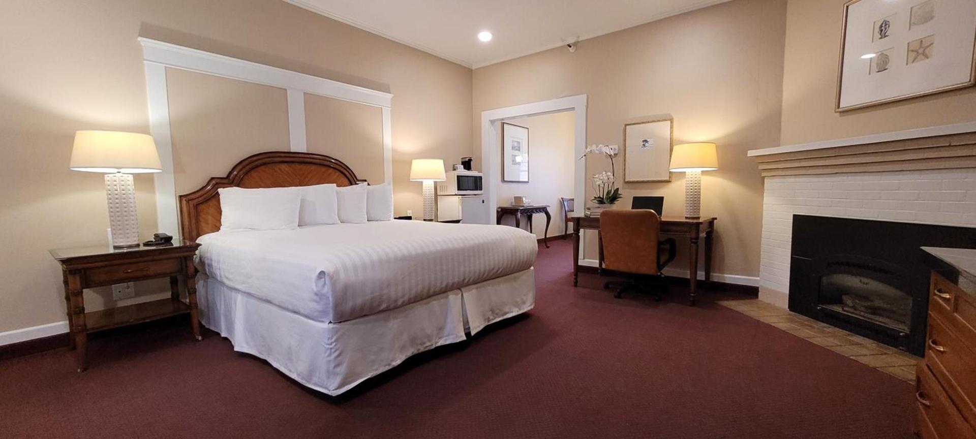 Butterfly Grove Inn photo 35