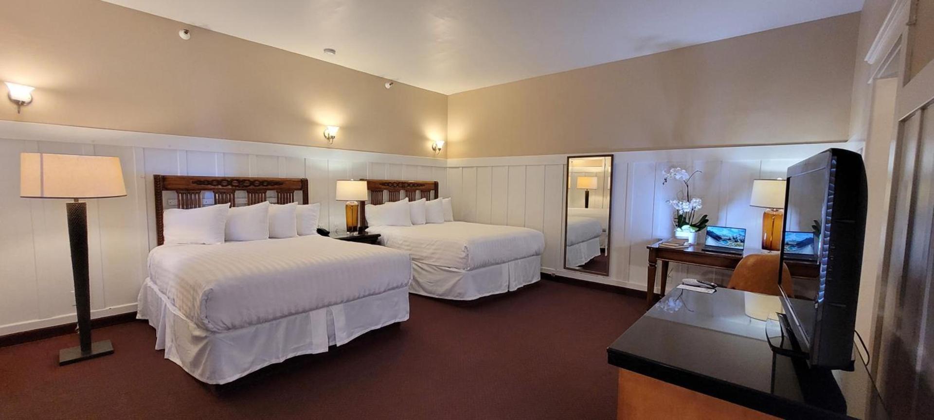 Butterfly Grove Inn photo 38