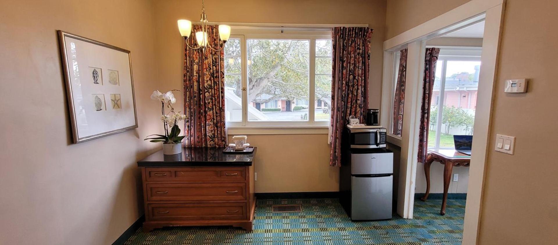 Butterfly Grove Inn photo 15