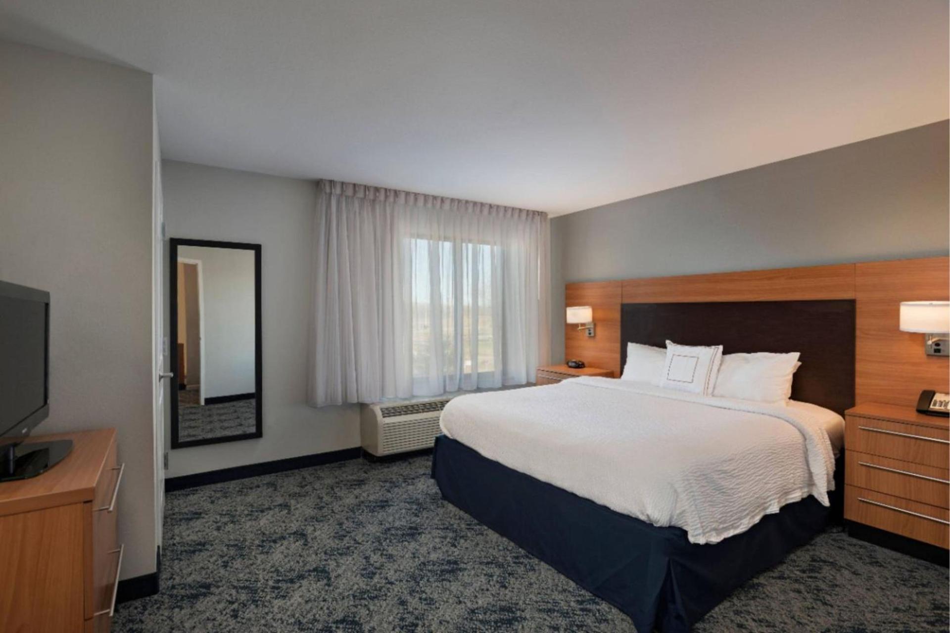 TownePlace Suites by Marriott Monroe photo 9