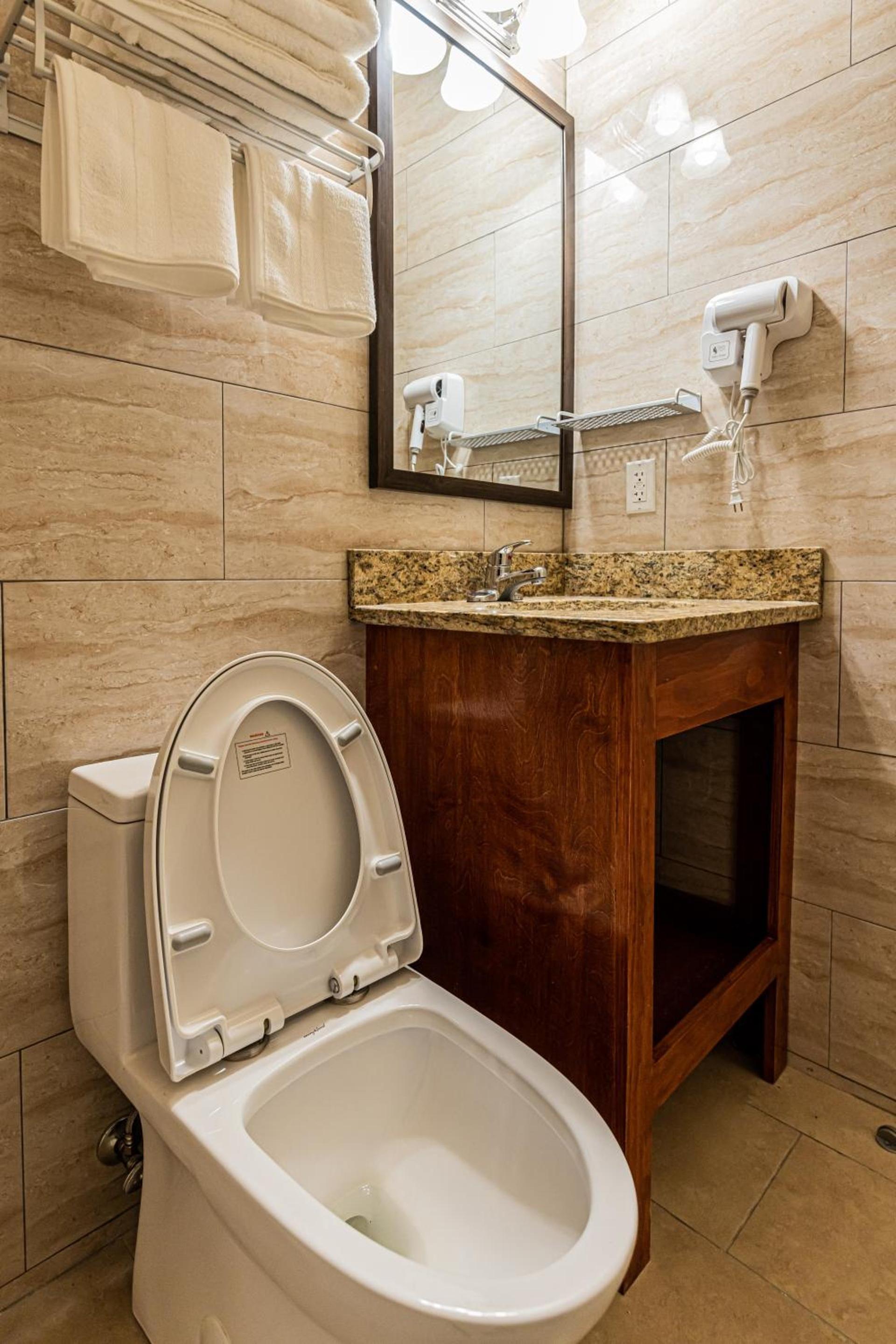 Astoria Inn LaGuardia Hotel photo 6