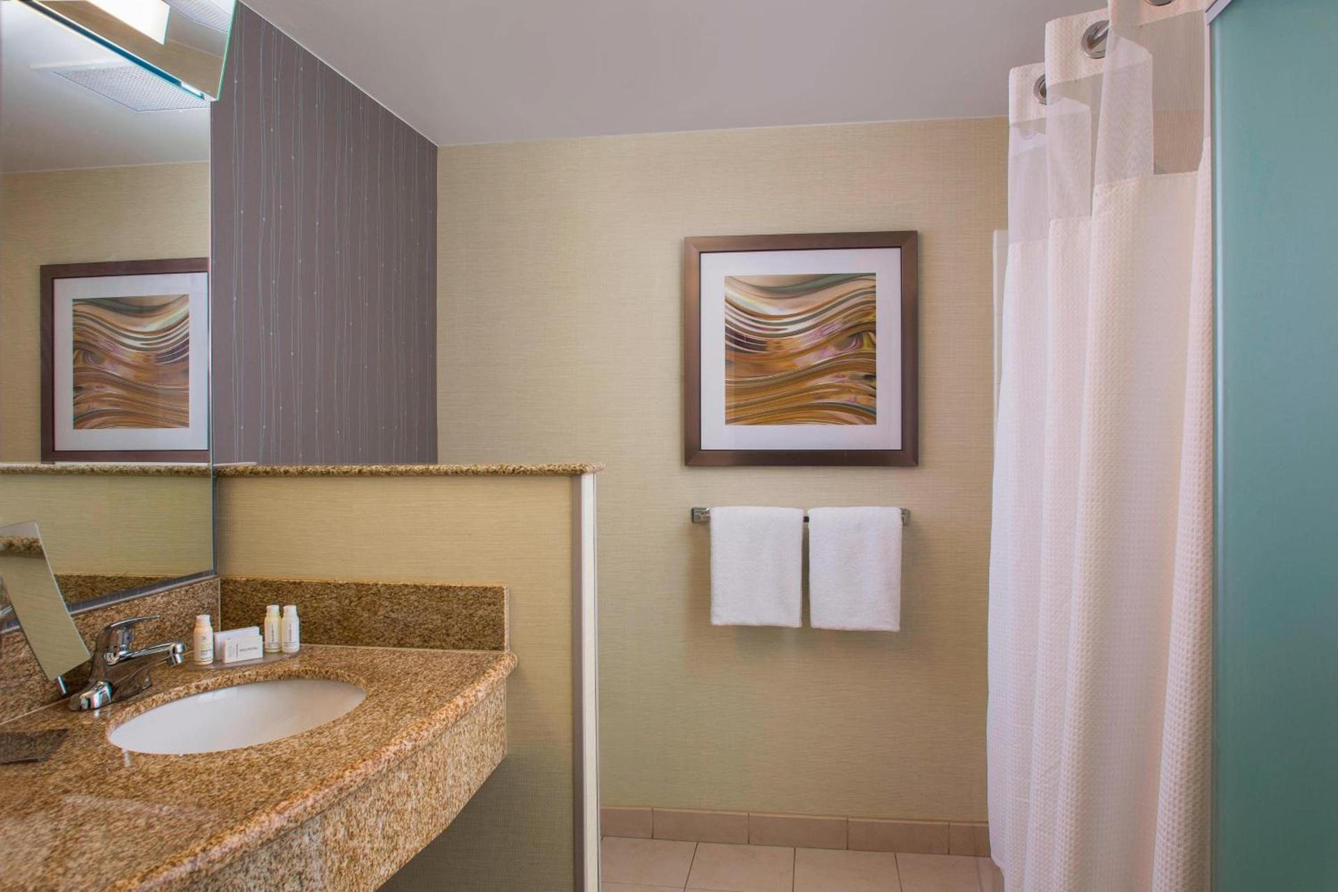 Courtyard by Marriott Nashville Goodlettsville photo 10