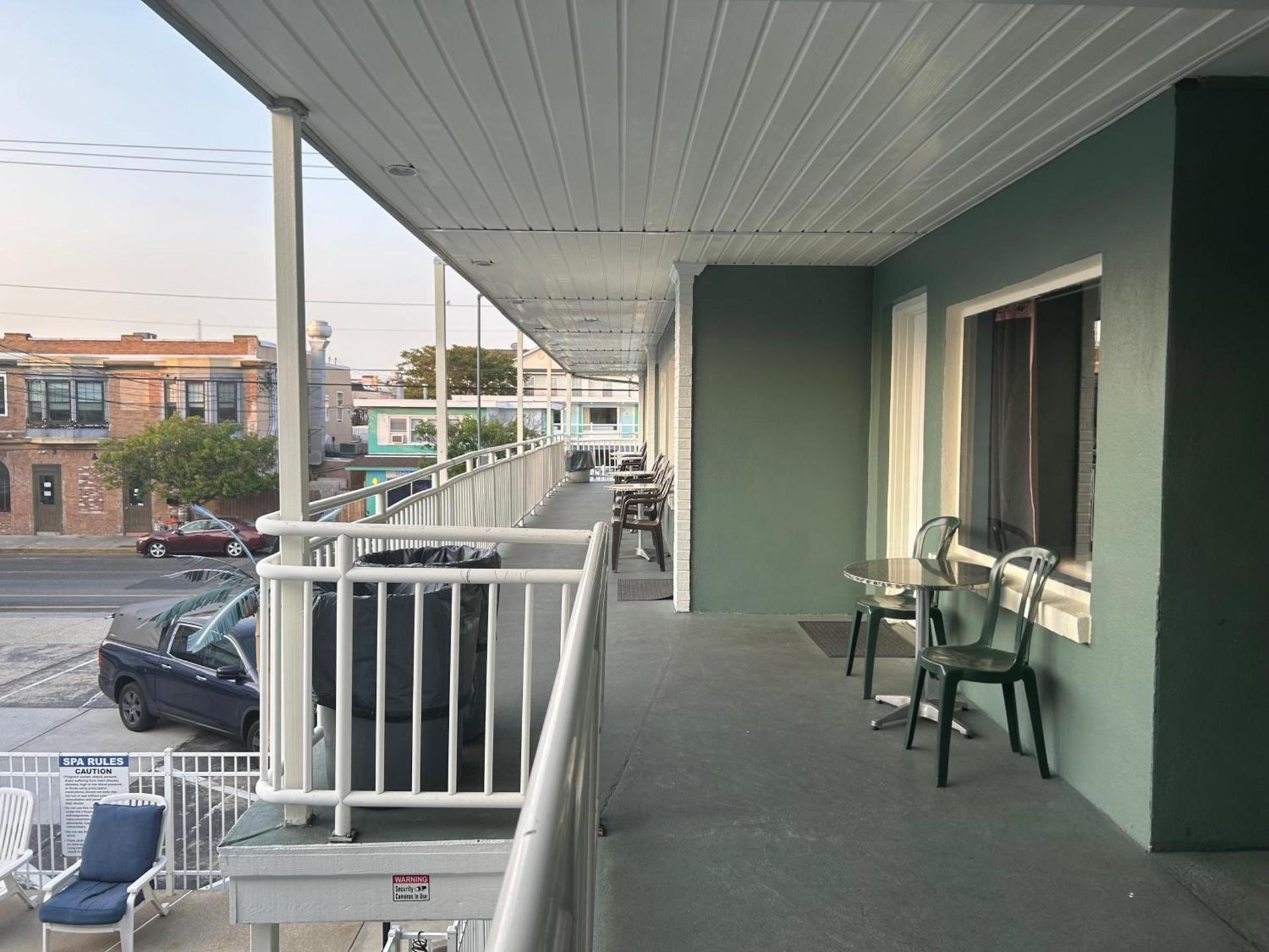 Twilight Motel photo 12